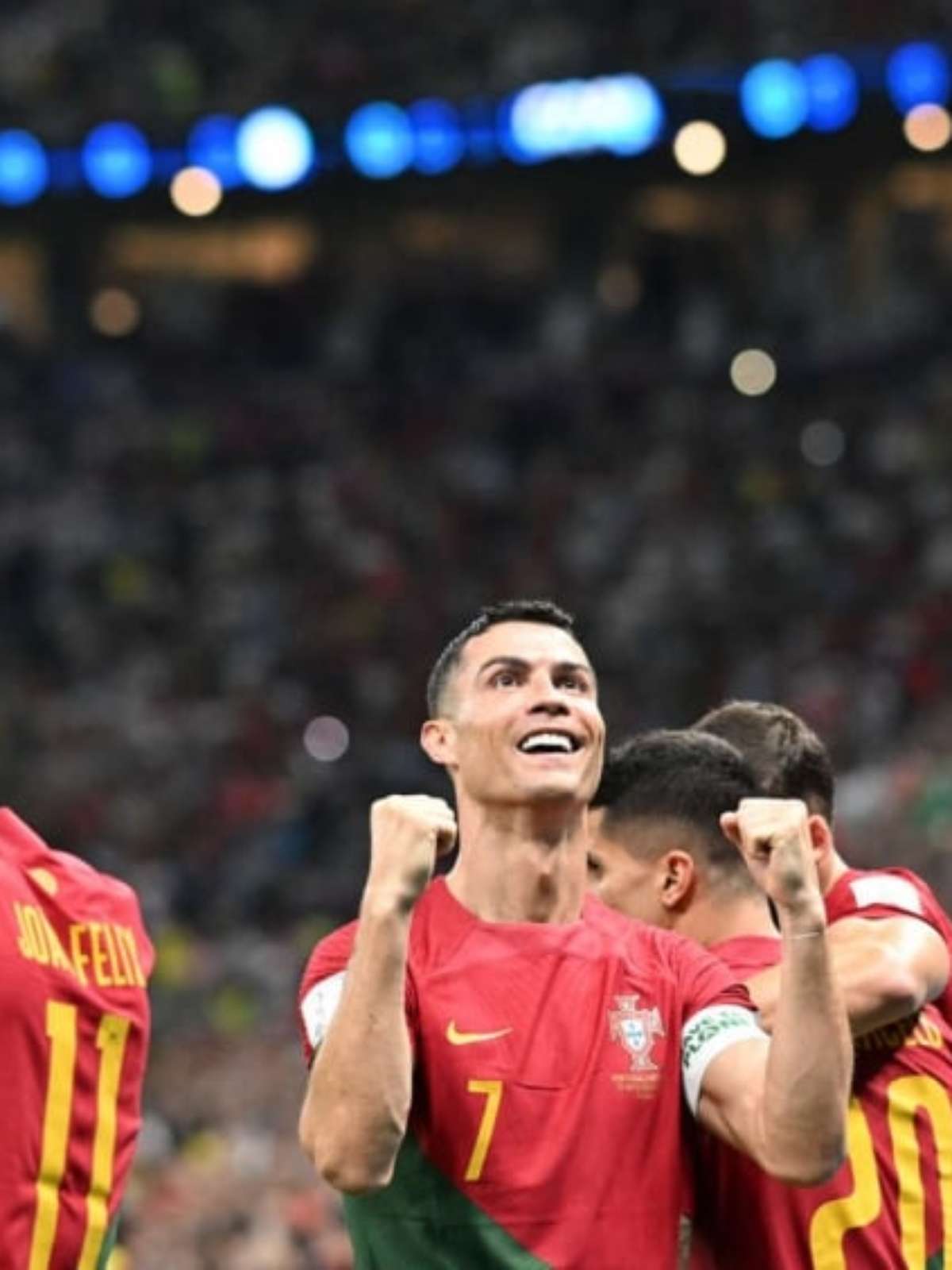 Fora da Copa, C. Ronaldo e Suárez viram alvo de memes; veja