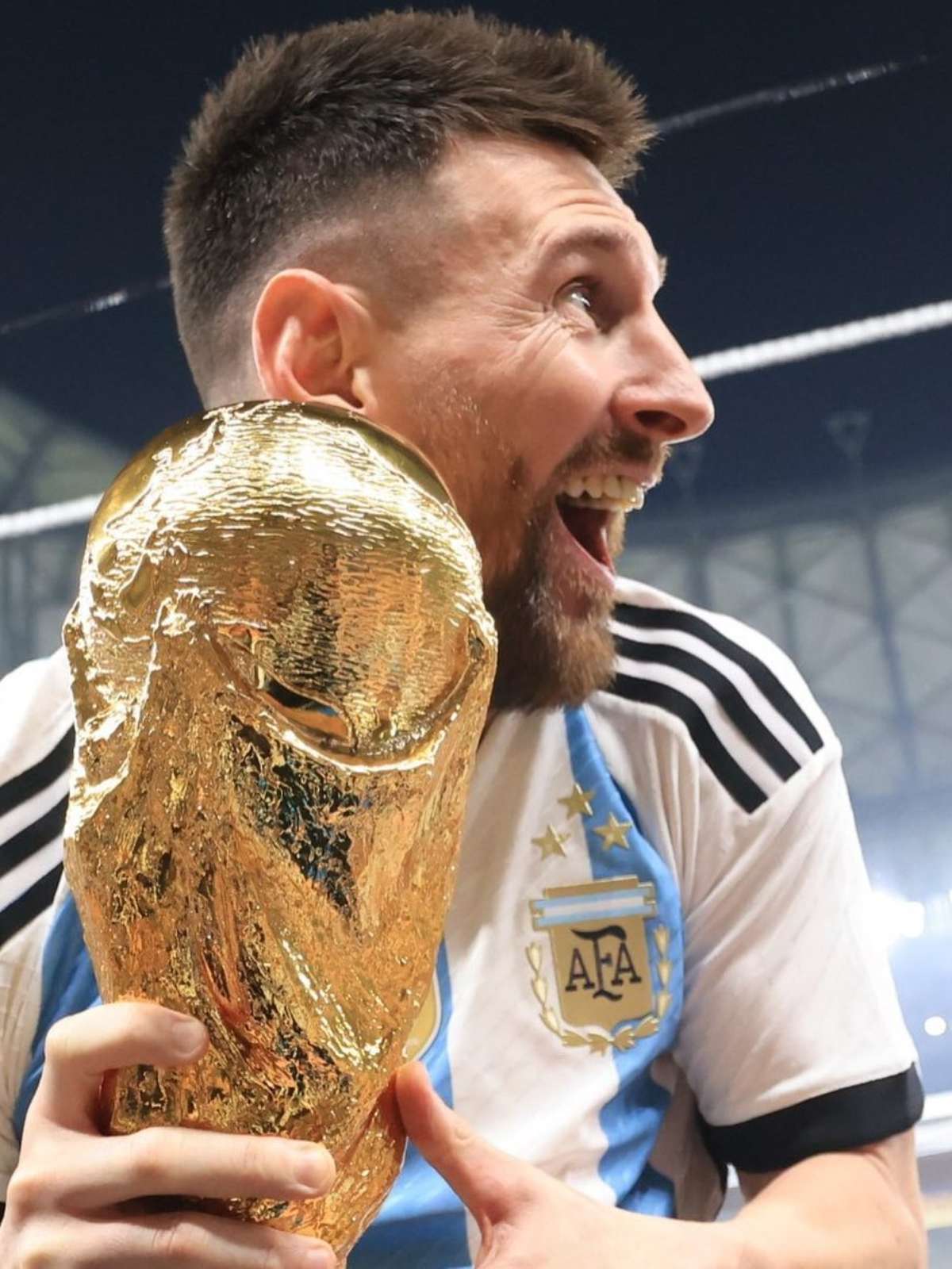 Viralizou na Copa: das brincadeiras com foto de Messi e Cristiano