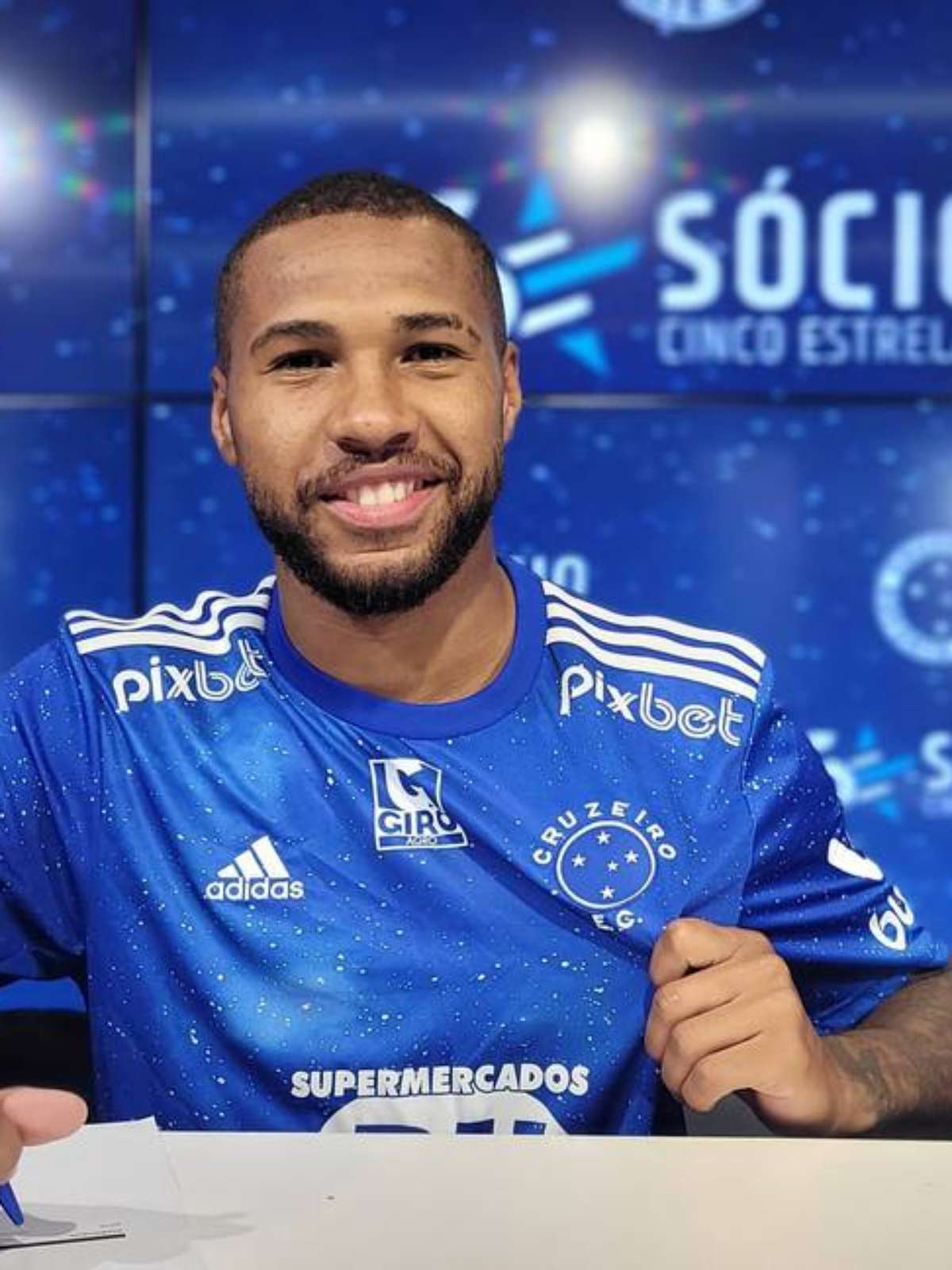 Oficial! Cruzeiro anuncia a contratação de Wesley Gasolina