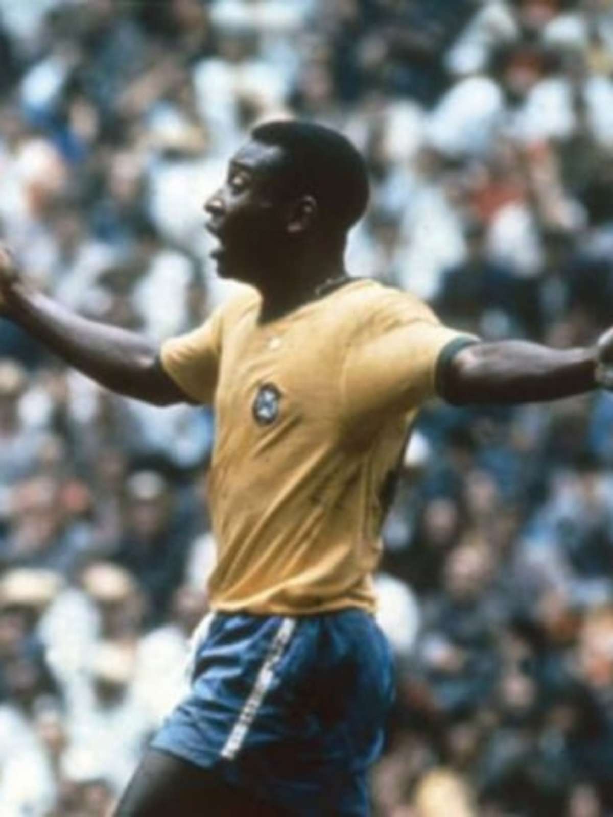Pelé seria o jogador mais bem pago do mundo se atuasse hoje