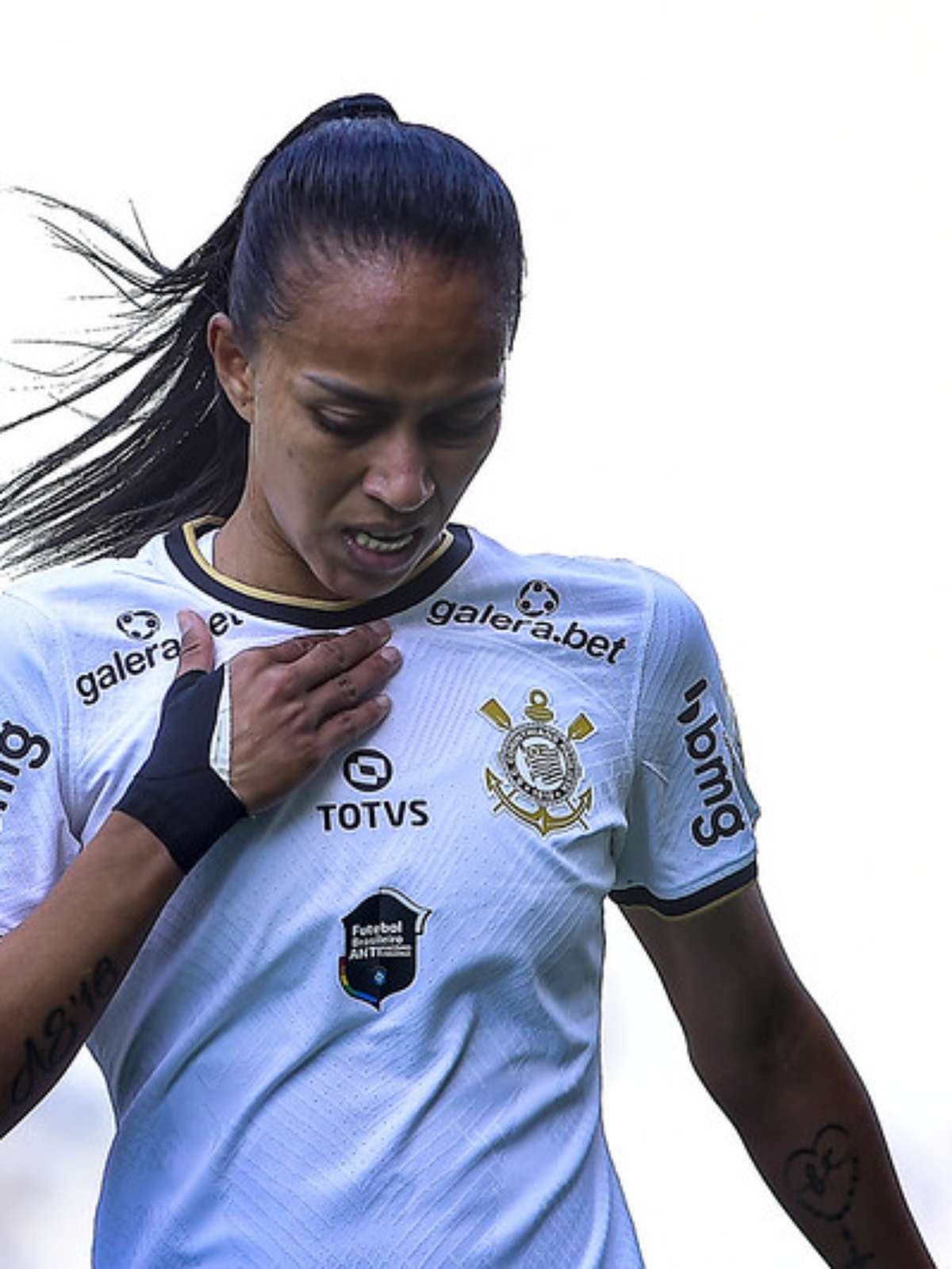 Futebol Feminino: após cinco temporadas, Adriana deixará o Corinthians