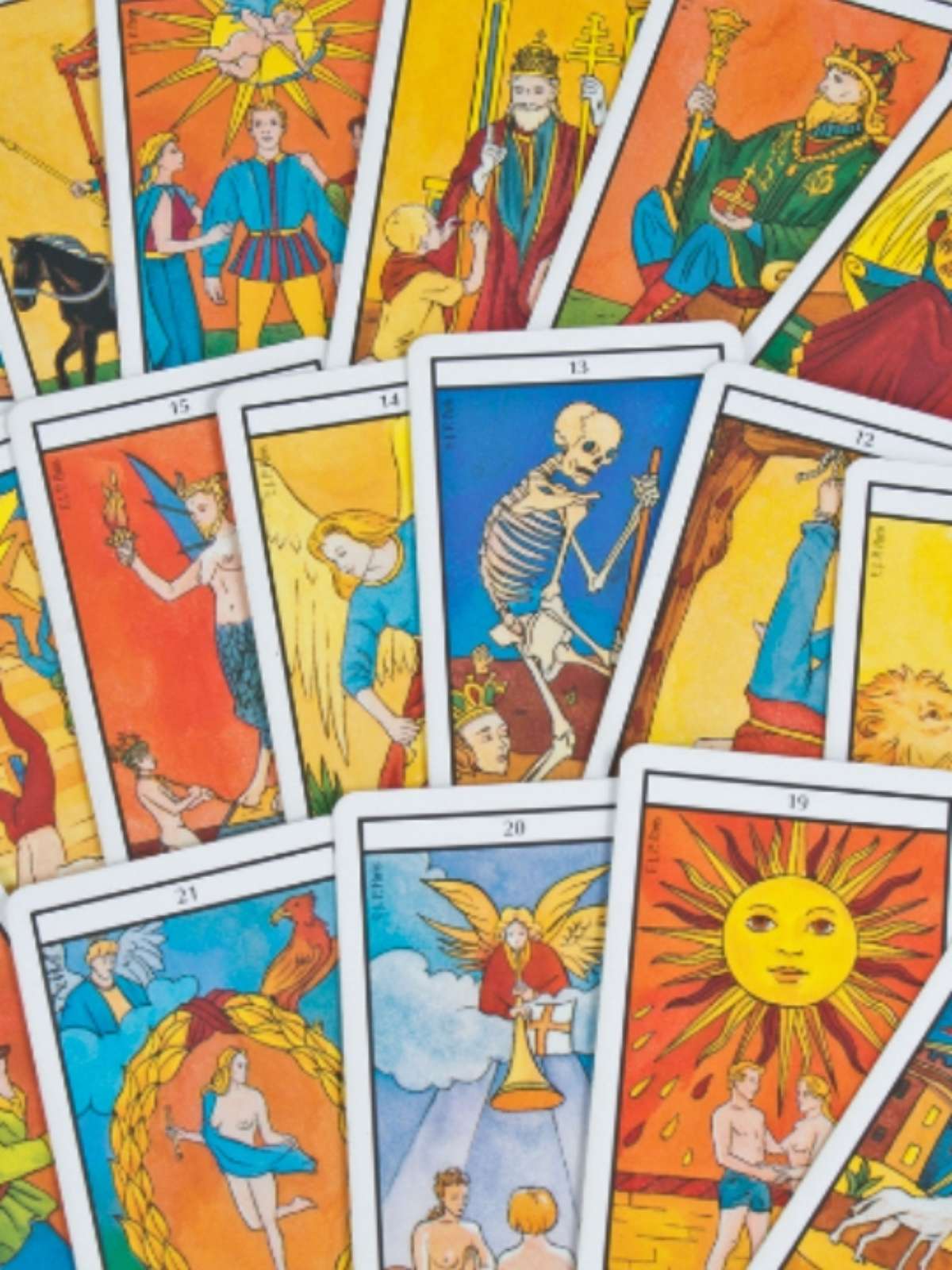 Tarot online: significados das cartas nos oráculos