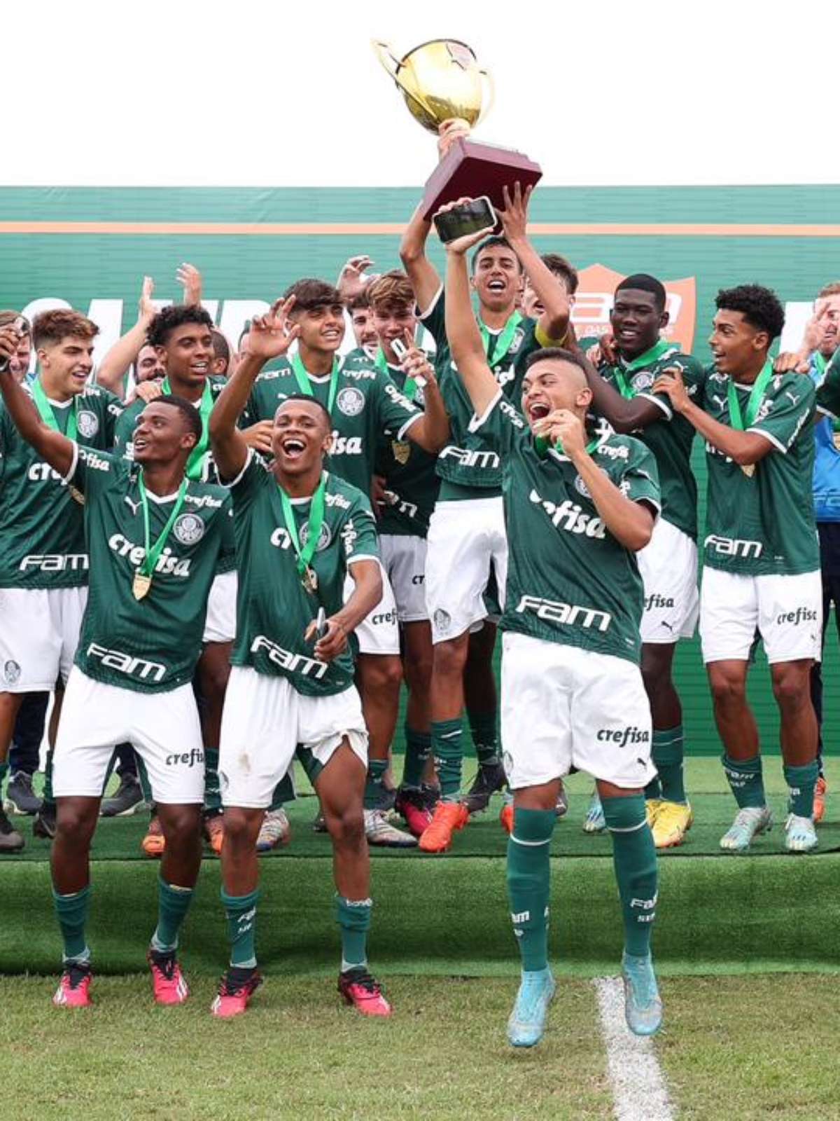 Palmeiras masculino e Corinthians feminino lideram o 53ª Prêmio