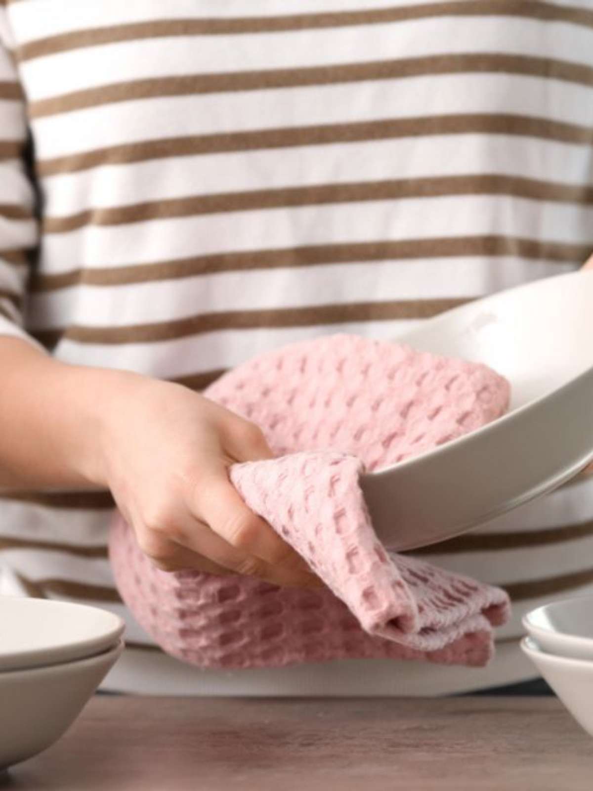 Como lavar pano de prato: 4 dicas para deixá-los sempre higienizados