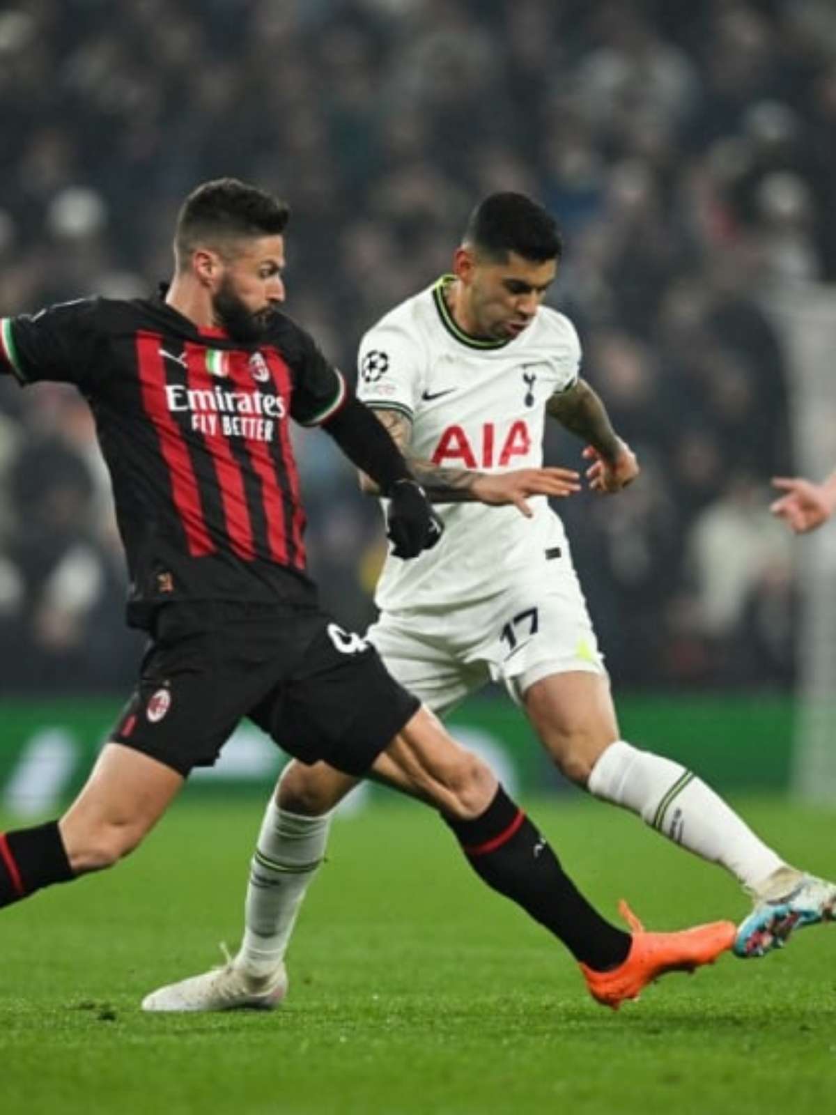 AC Milan vs Tottenham Hotspur / X