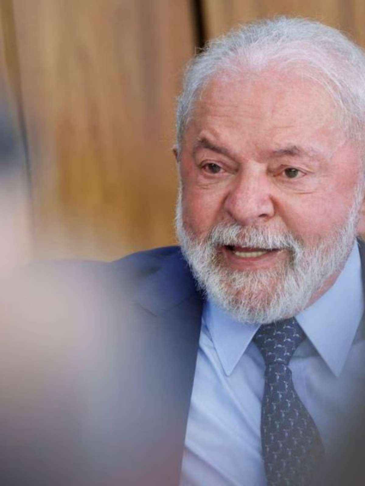 Lula lembra investimento de R$ 4 bi da Ford no Brasil e ironiza: 'outra  década