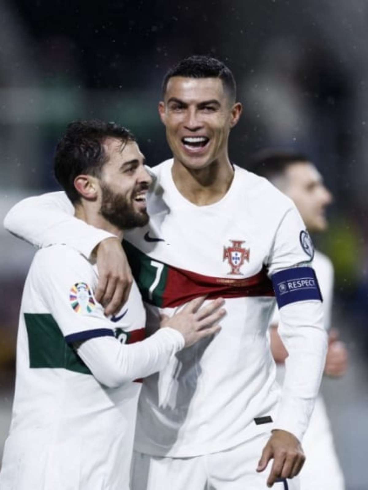 Cristiano Ronaldo brilha, e Portugal vence Eslováquia em jogo