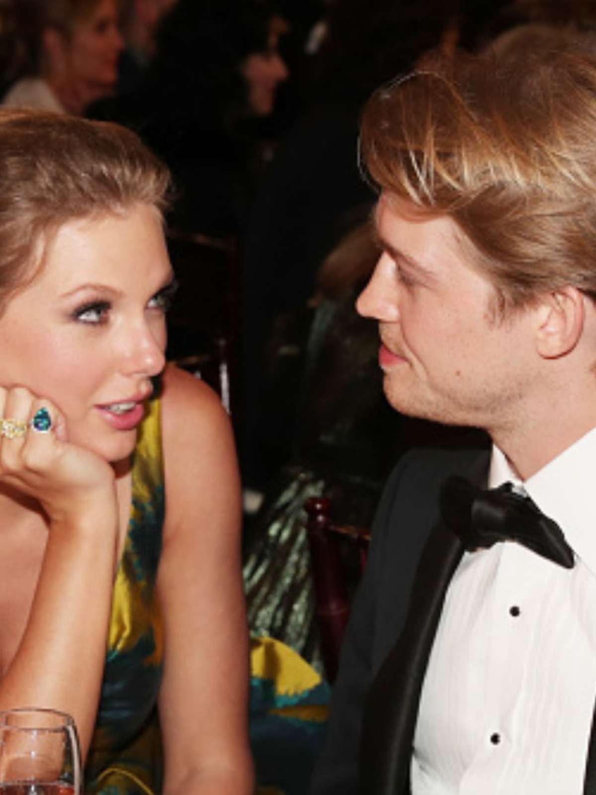 Taylor Swift, Joe Alwyn e o significado da música sobre o término do casal  