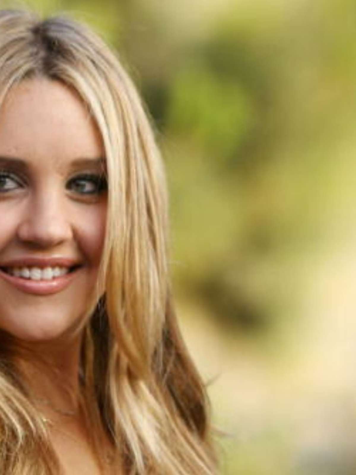 Amanda Bynes segue internada em clínica psiquiátrica após ser encontrada nua  pelas ruas de Los Angeles