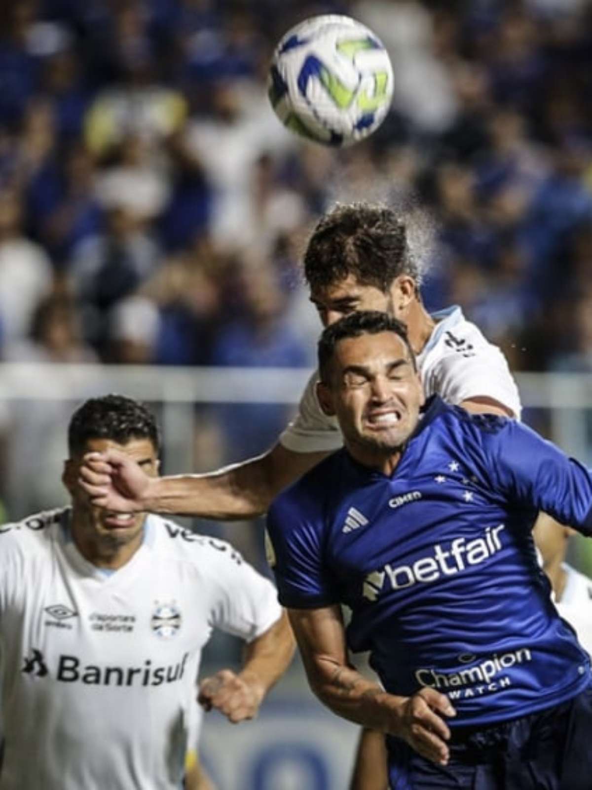 Cruzeiro adota campanhas à torcida no jogo de despedida da temporada de 2023