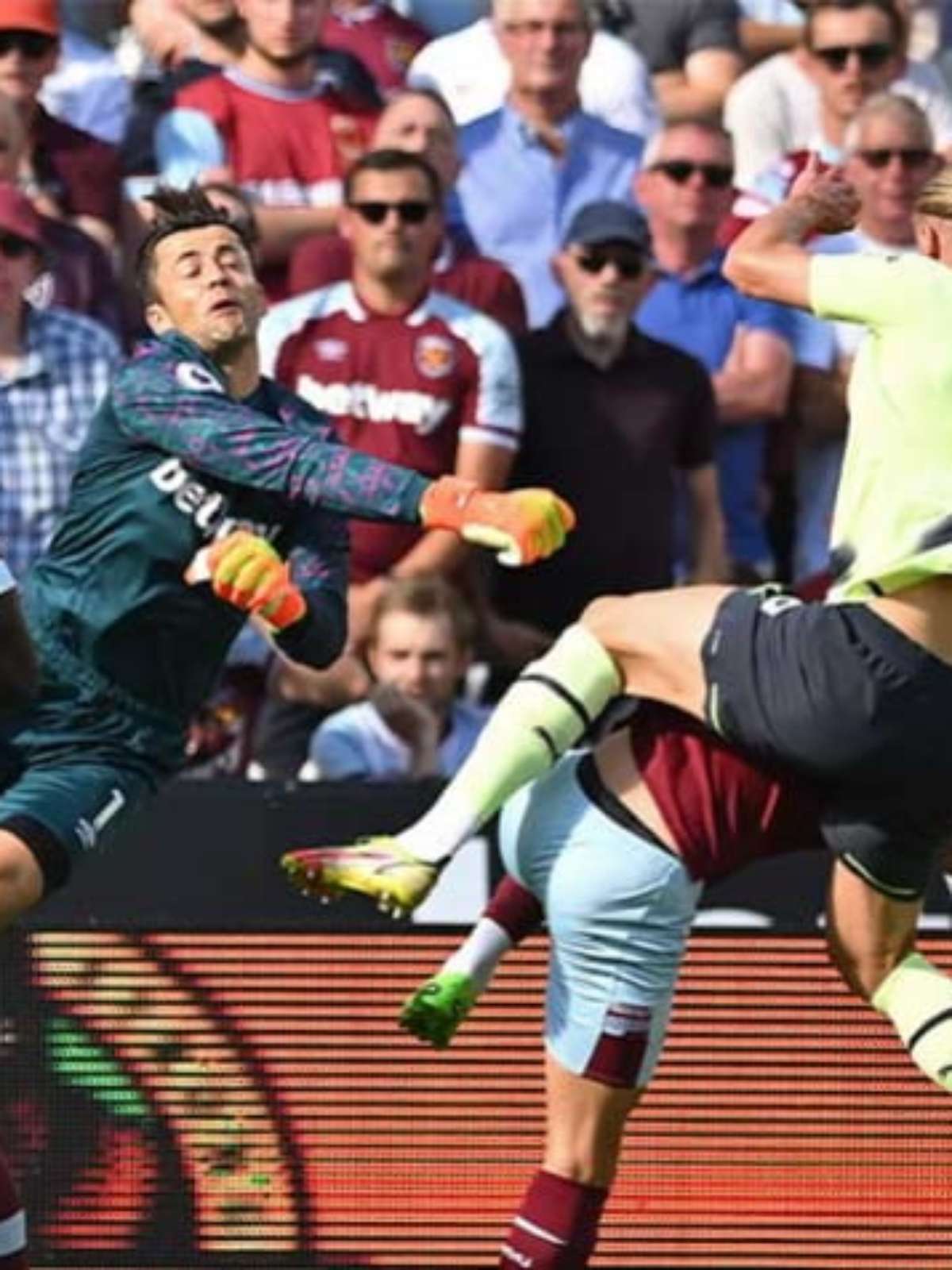 Manchester City x West Ham: onde assistir ao vivo e horário do jogo hoje  (03/05) pela Premier League, Futebol