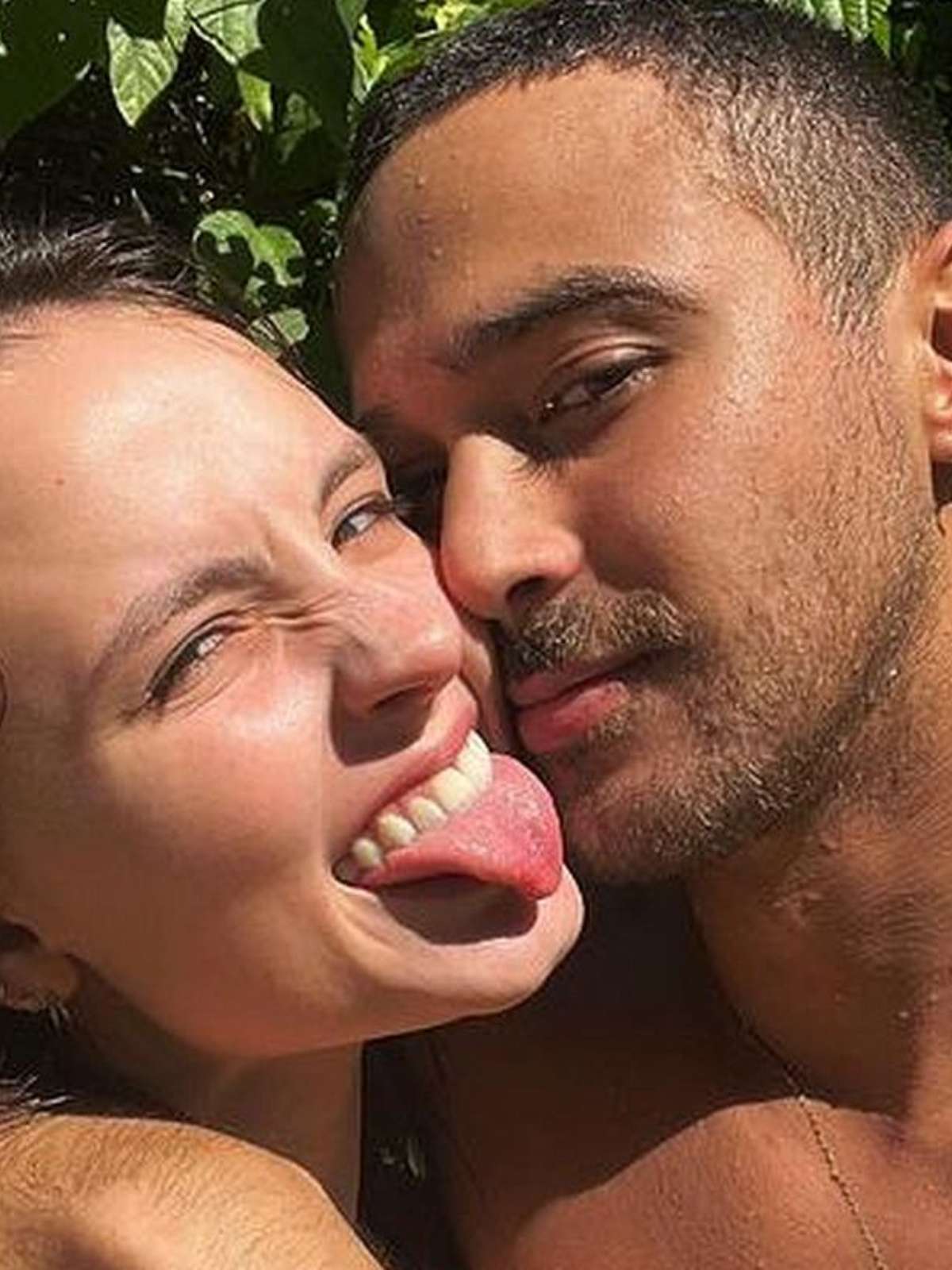 Larissa manoela fazendo sexo