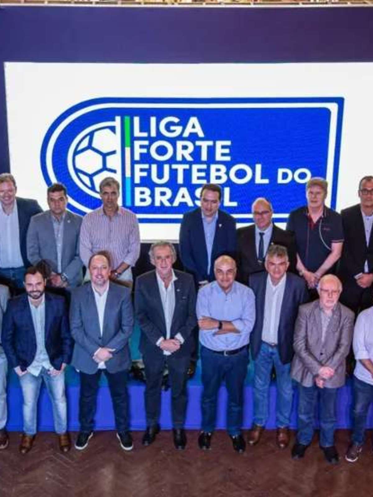 Clubes da I Liga geraram receitas de 734ME e pagaram 335 milhões em salários