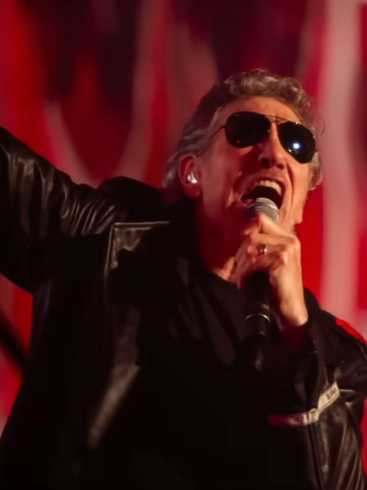 Em SP: Roger Waters e o show de rock político definitivo – para o bem e  para o mal – SCREAM & YELL