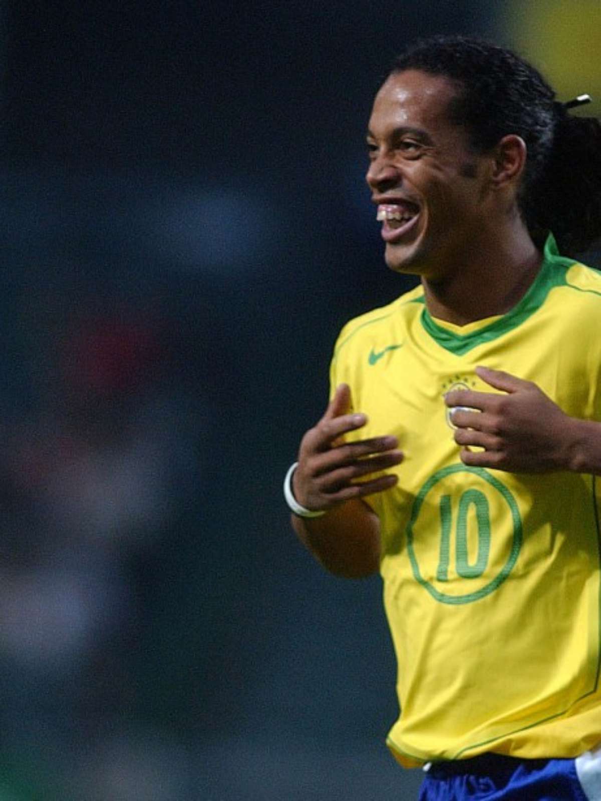 Relembre a trajetória de Ronaldinho Gaúcho na seleção brasileira