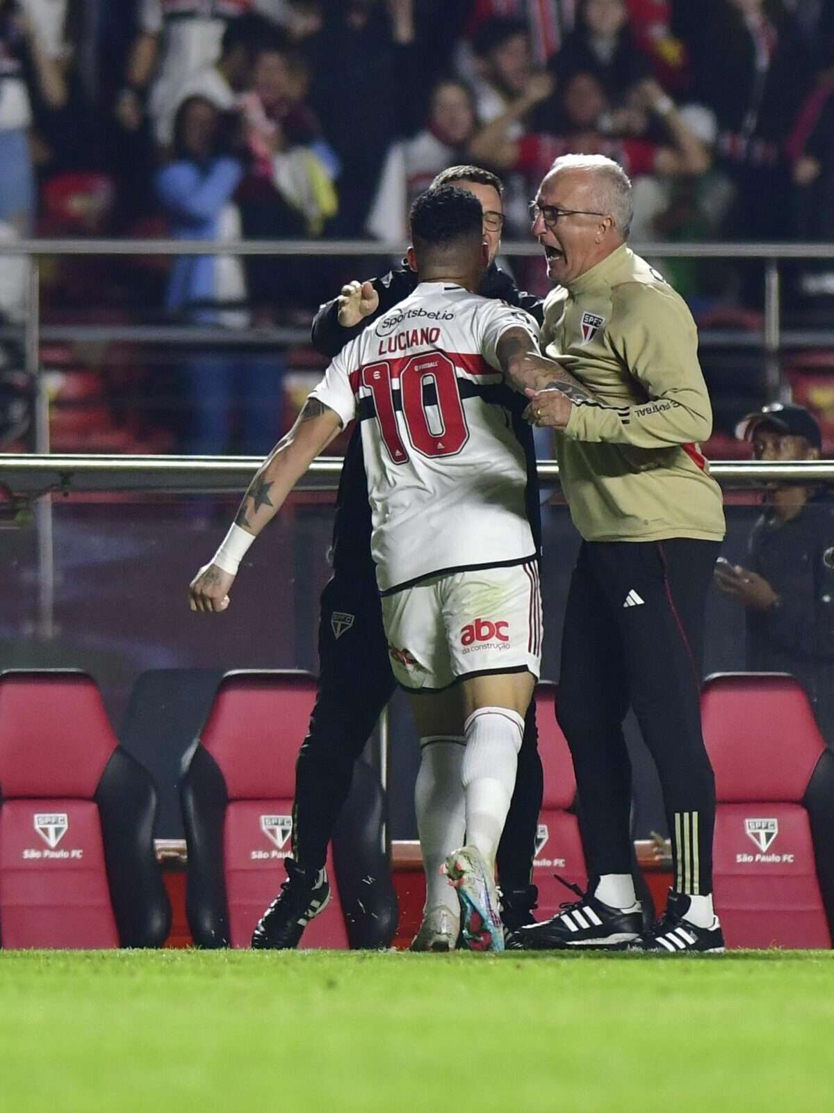 Luciano será o novo camisa 10 do São Paulo para a temporada de 2023