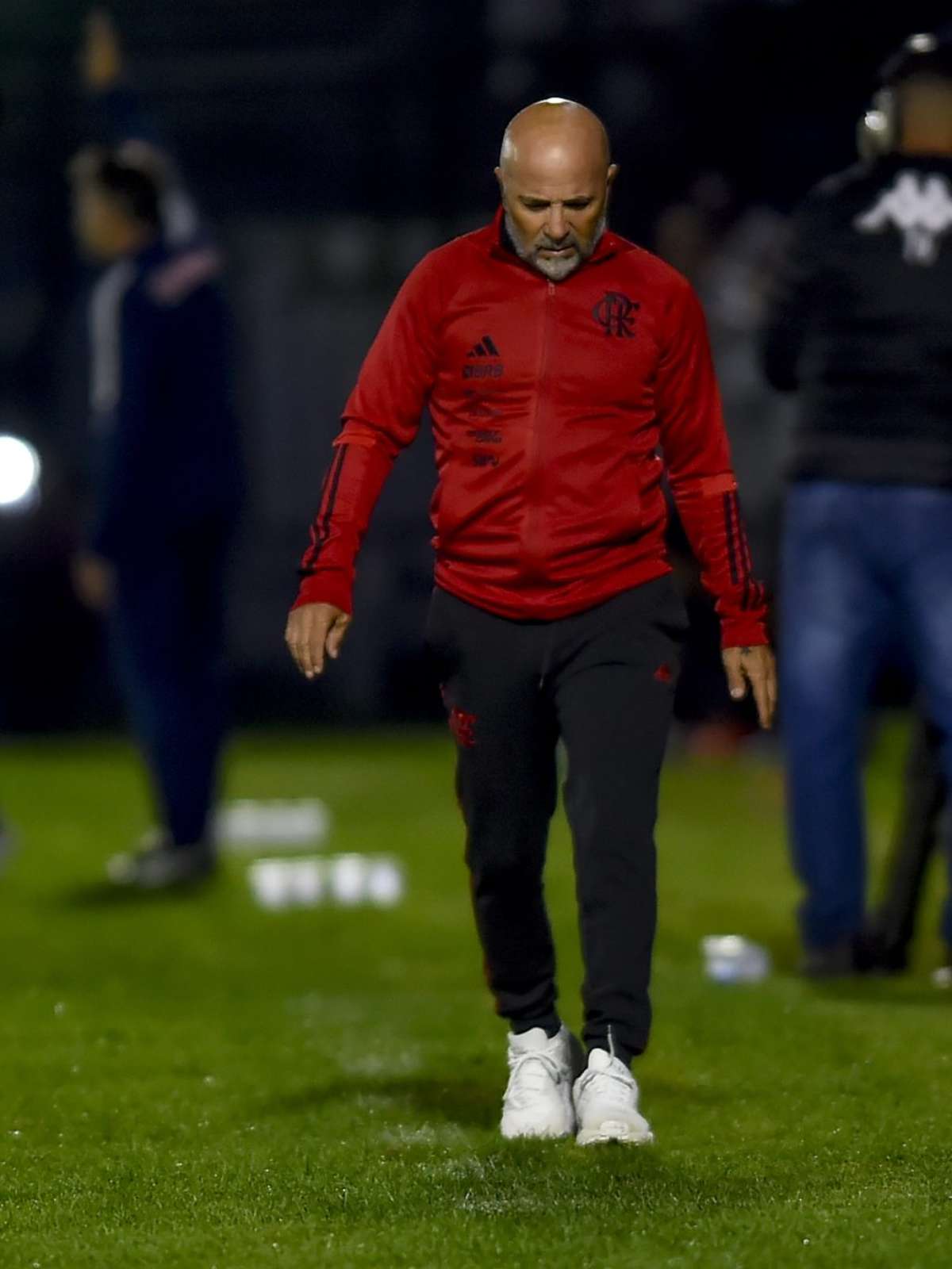 Flamengo: Sampaoli faz cinco substituições no intervalo e assusta  torcedores - Rádio Itatiaia