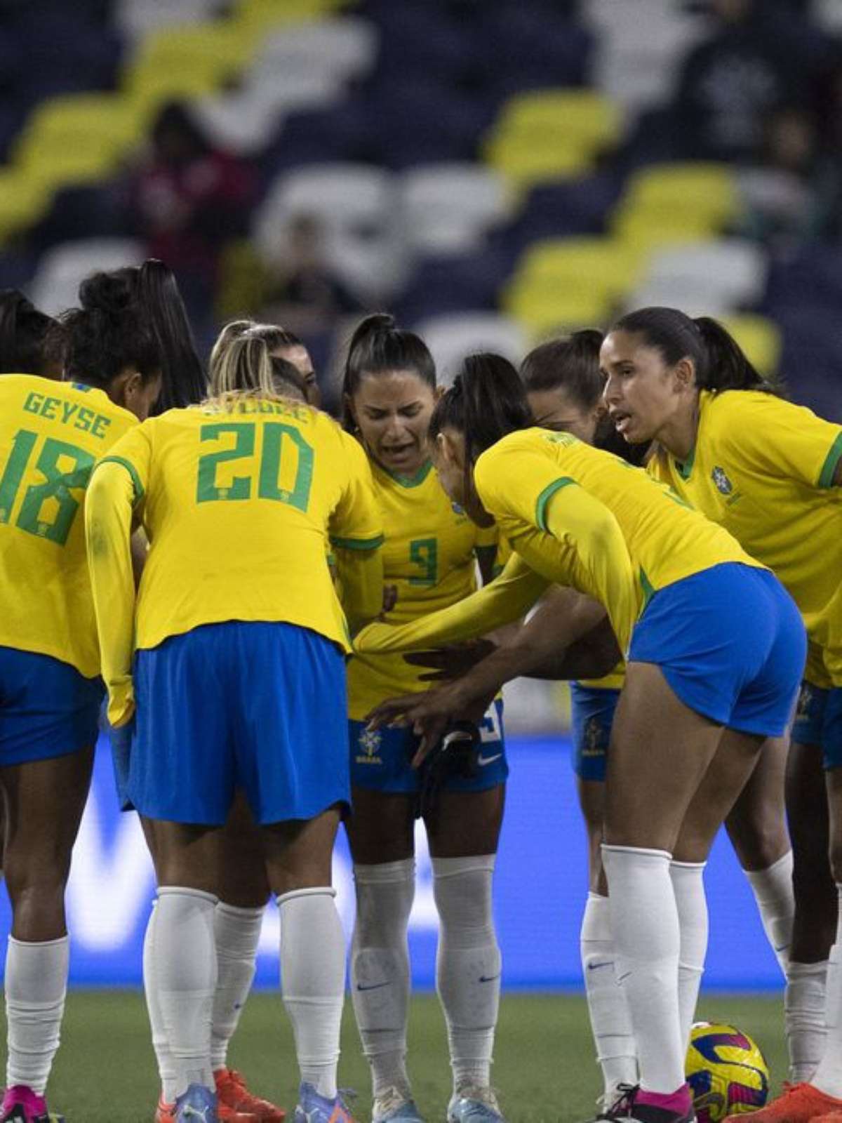 Futebol masculino tem mais qualidade do que o feminino, se acharmos que são  homens a jogar