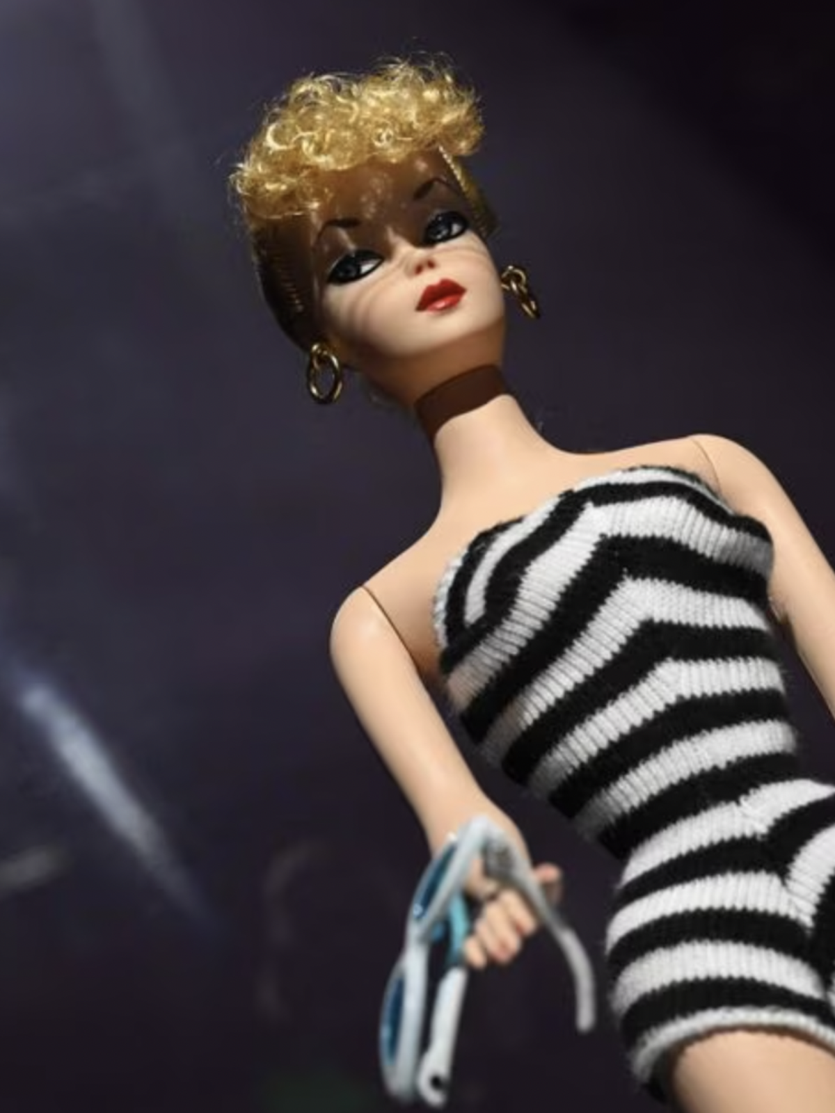 Como Fazer Roupas para Barbie e bonecas Similares - Look Completo 