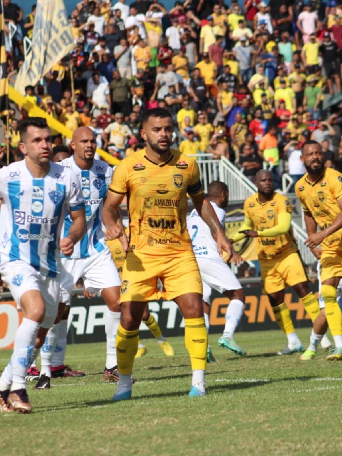 Corinthians permanece na segunda colocação do Brasileirão após término da  12ª rodada; veja tabela