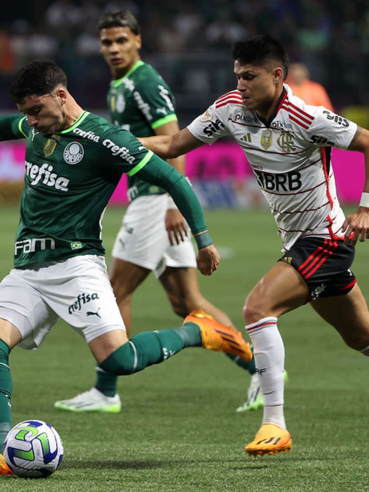 Palmeiras x São Paulo: onde assistir ao vivo, horário e escalações