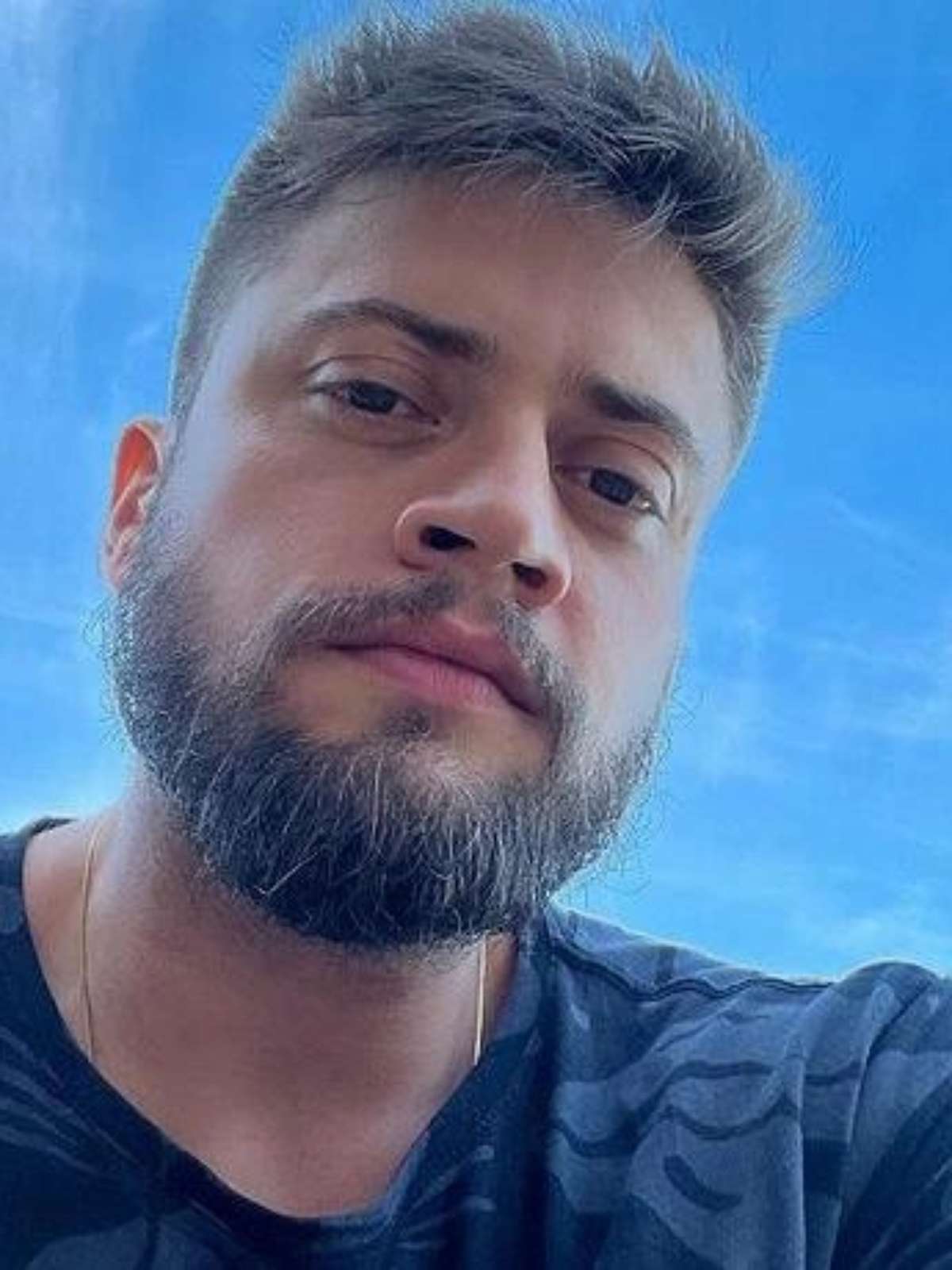 Marido de Preta Gil, Rodrigo Godoy é atacado após rumores de separação e  traição