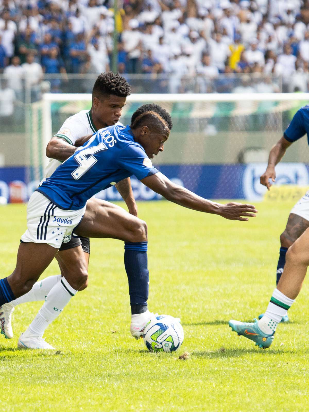 Coritiba arranca empate dramático com o Botafogo: Athletico enfrenta o  Cruzeiro hoje