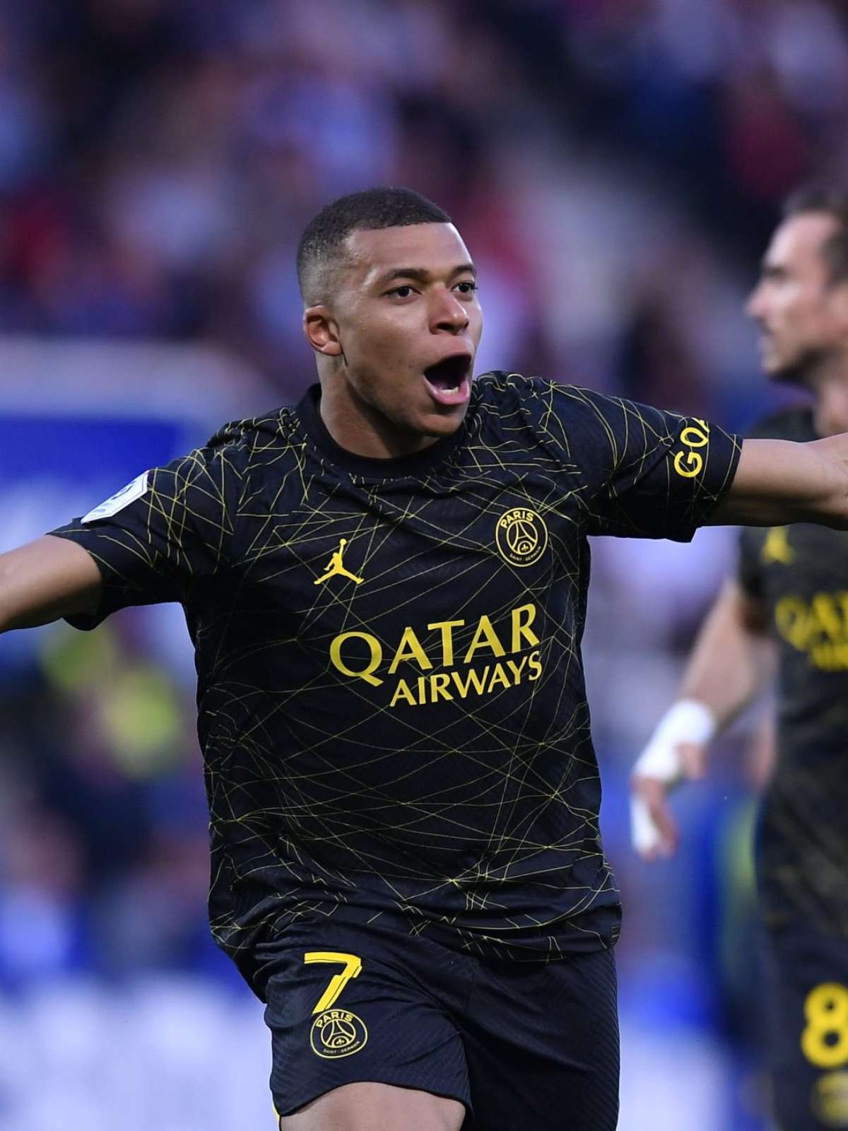 Sincerão proposta ABSURDA do Al-Hilal pelo Mbappe por 1 ano de contrato: 22  euros por