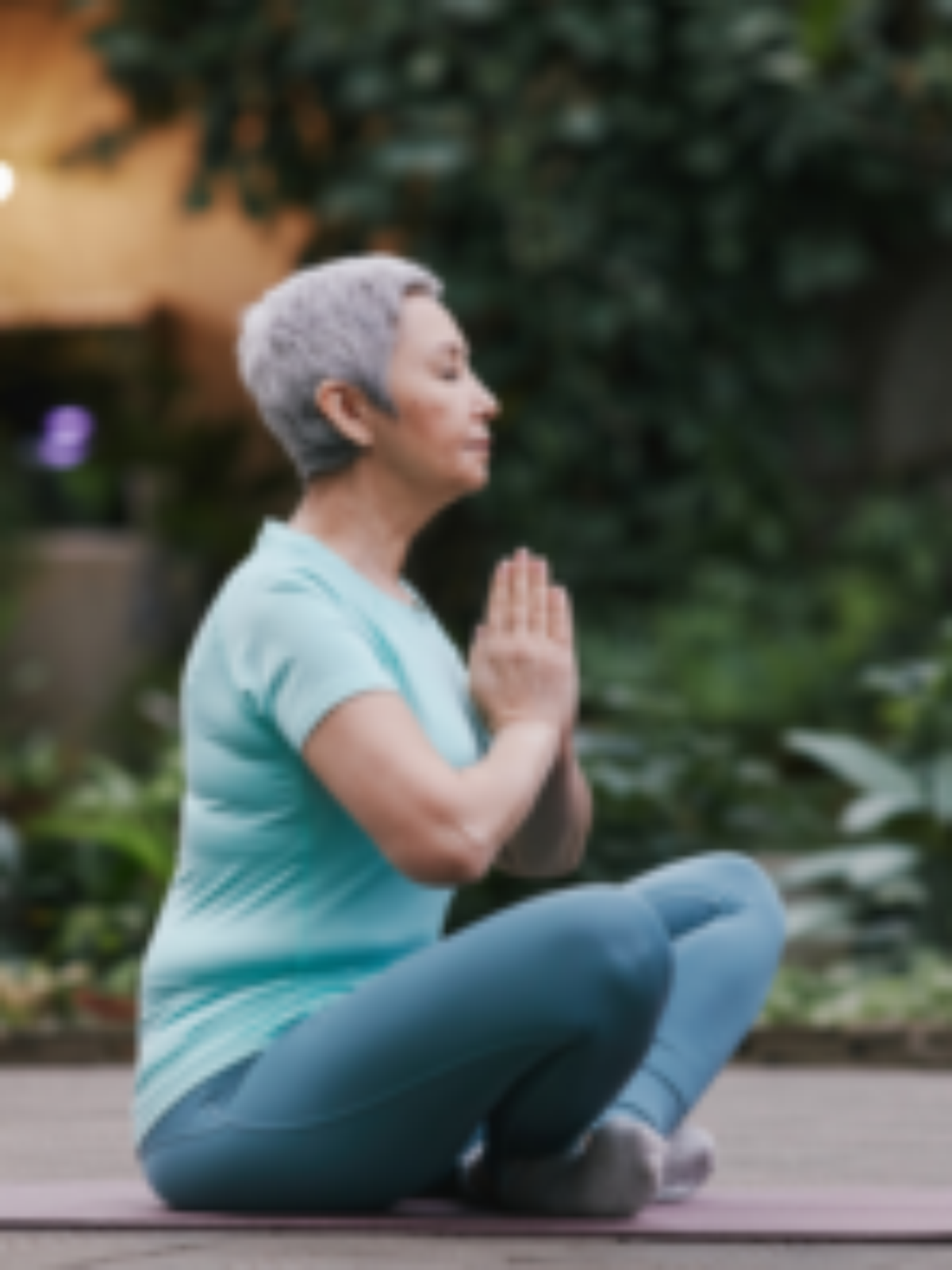 Conheça os principais benefícios da prática regular de yoga