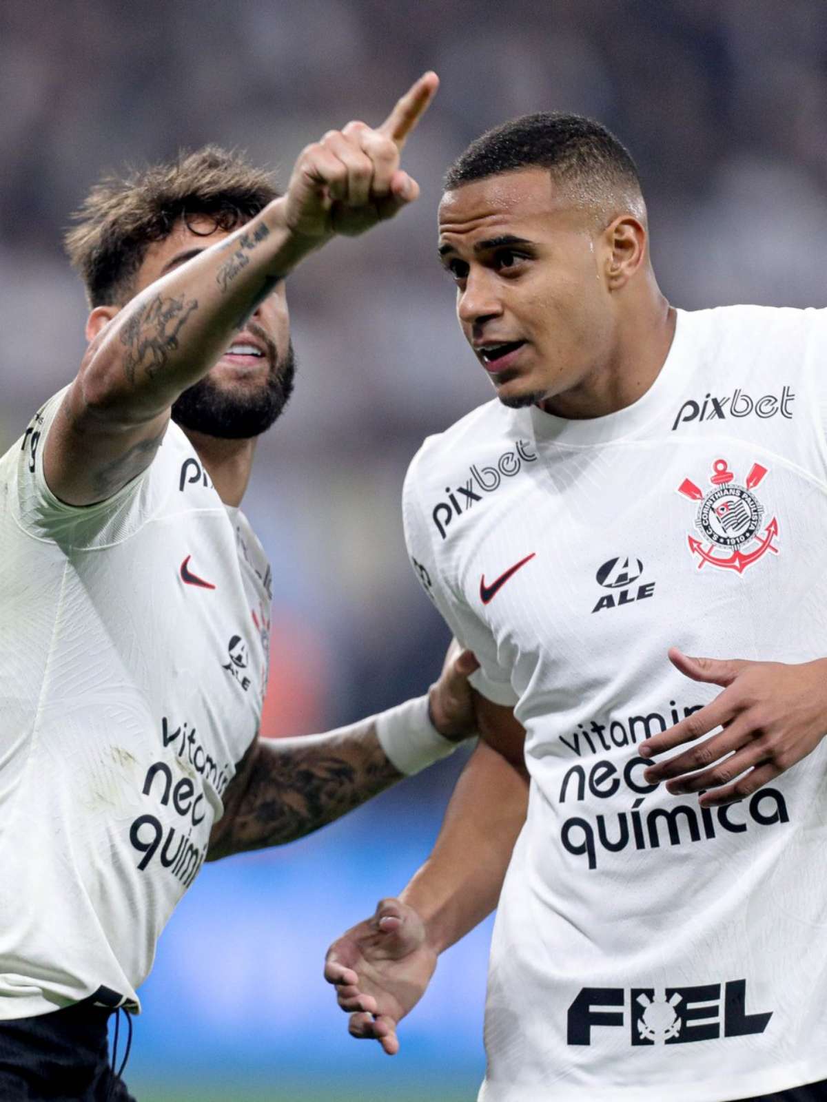 Clube inglês faz oferta por Murillo, e Corinthians avisa quanto