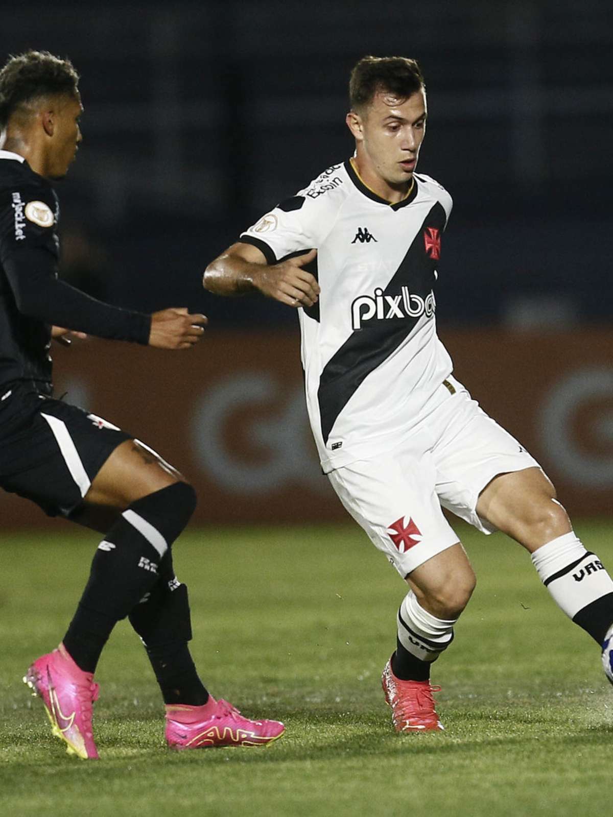 Justiça impede Vasco de jogar contra o Atlético-MG no Maracanã