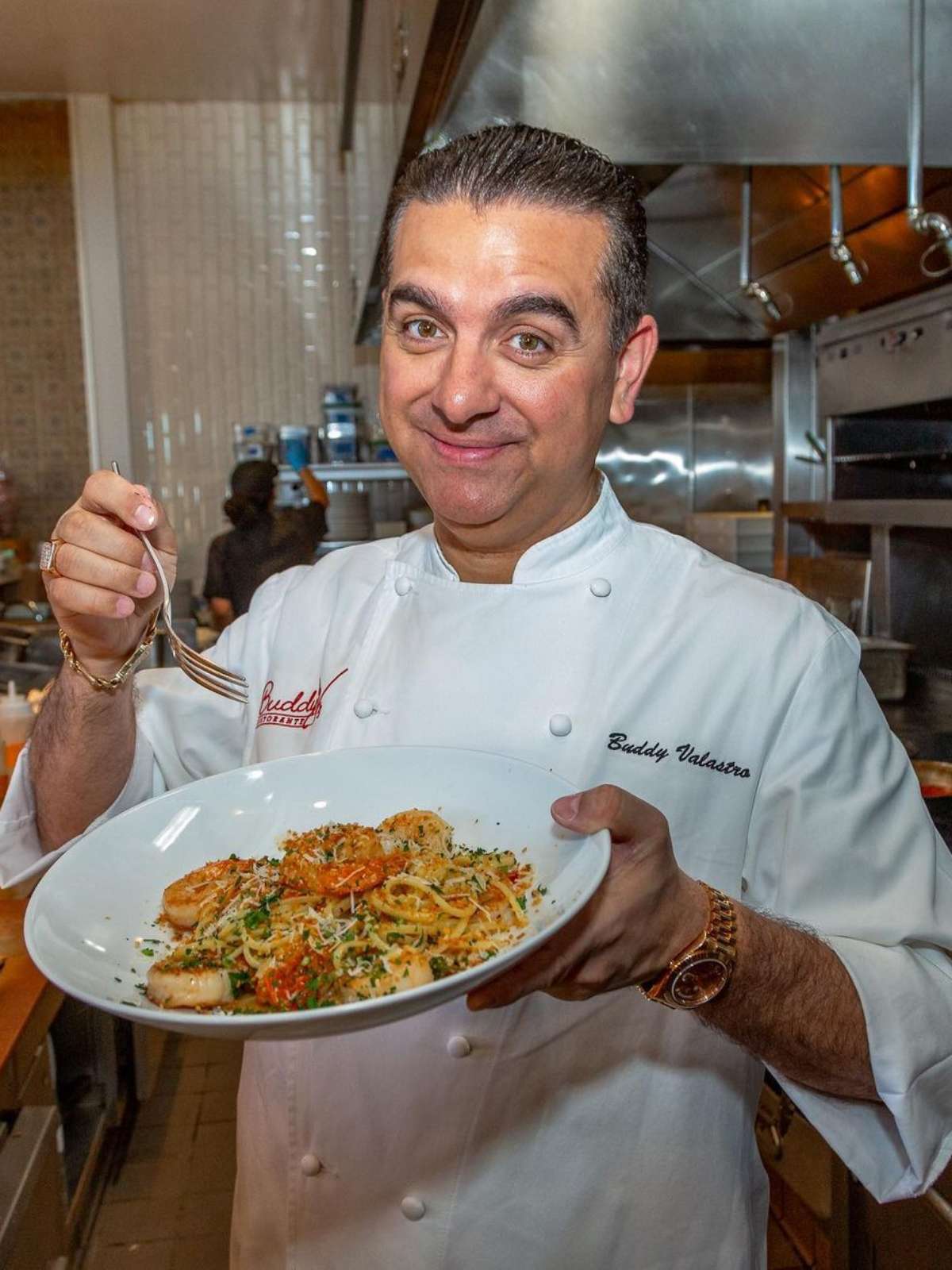 Buddy Valastro, o Cake Boss, revela como está sua mão após 5 cirurgias