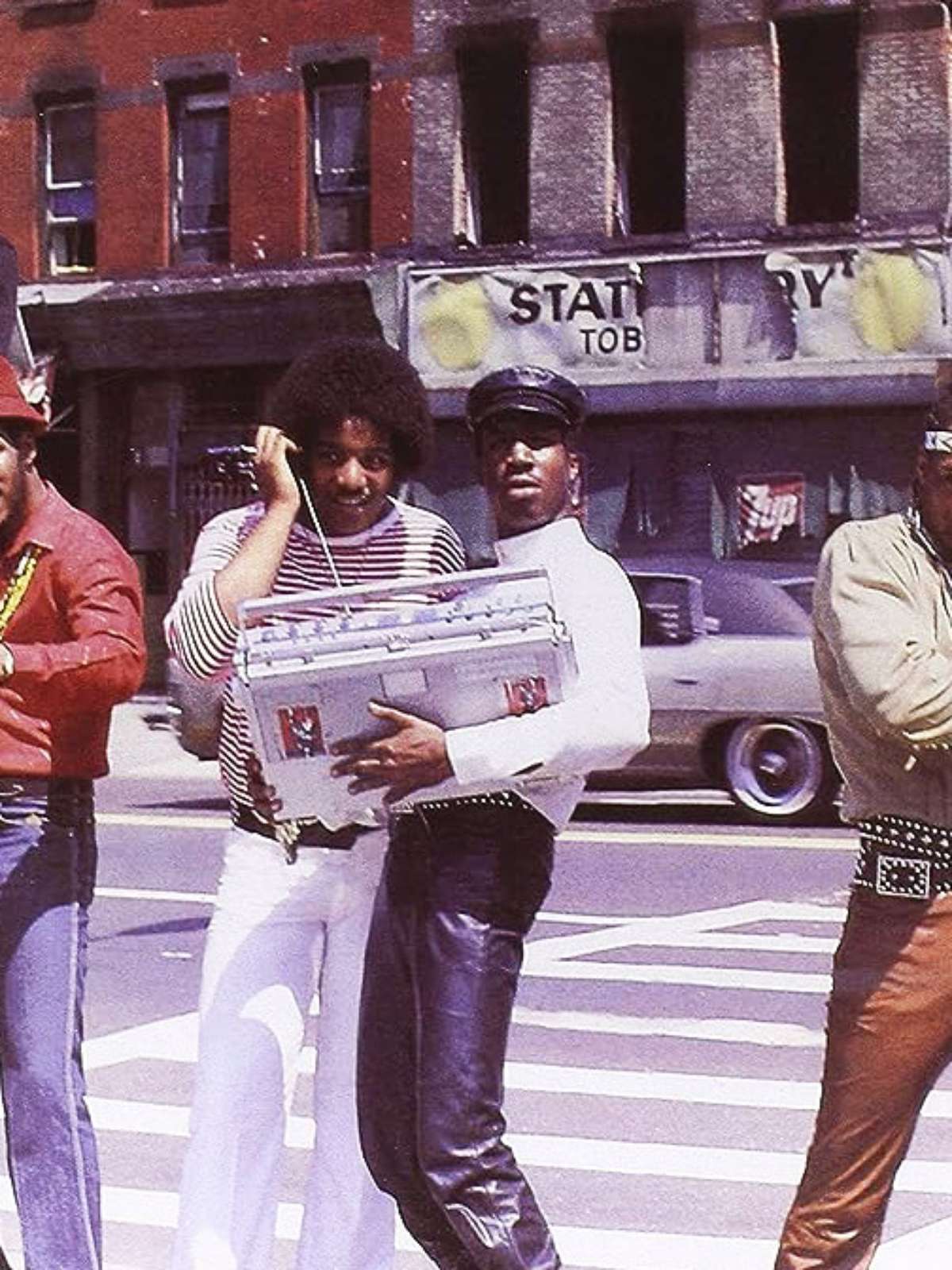 50 clipes clássicos para celebrar 50 anos de hip hop