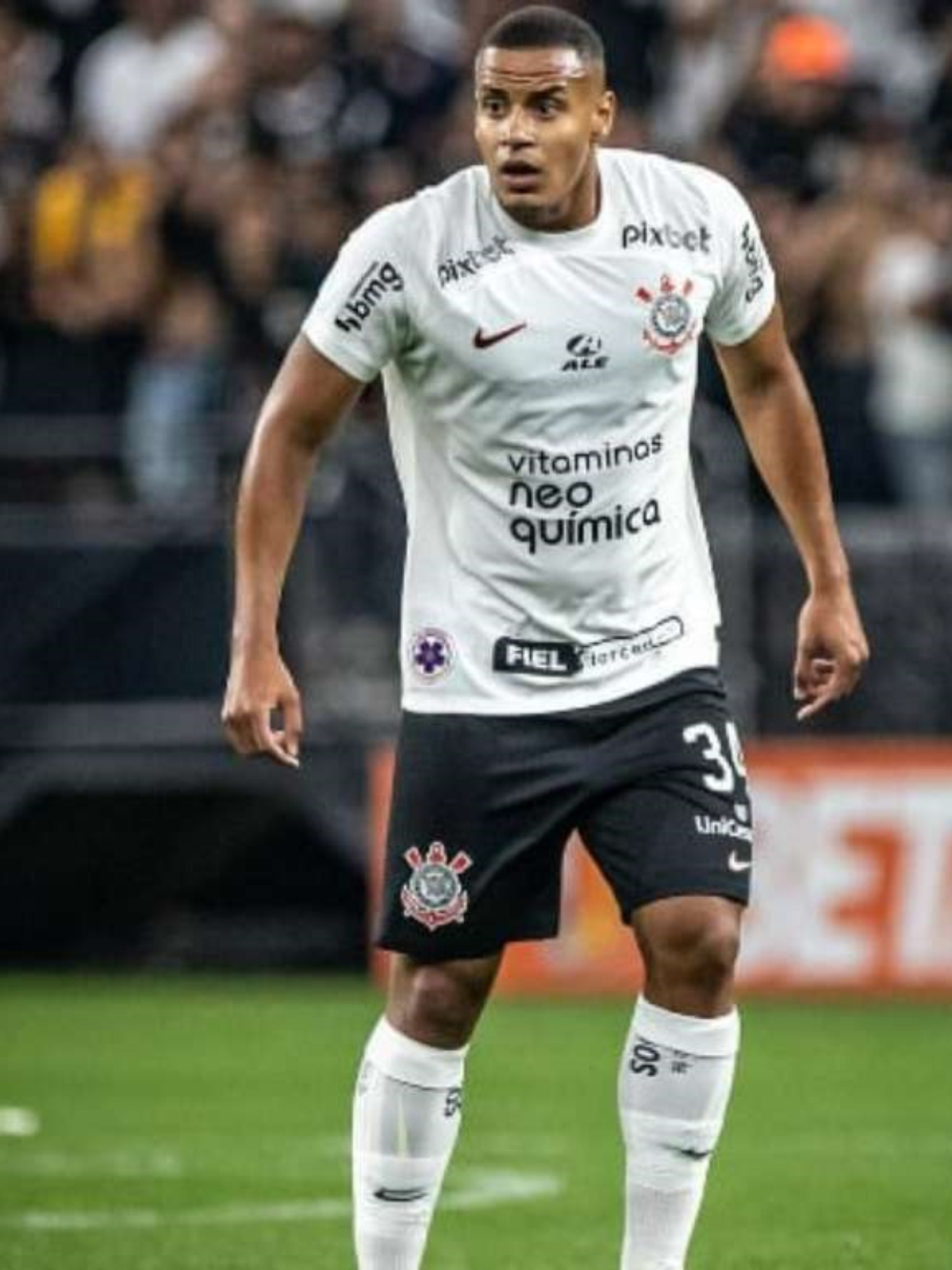 Clube inglês faz oferta por Murillo, e Corinthians avisa quanto