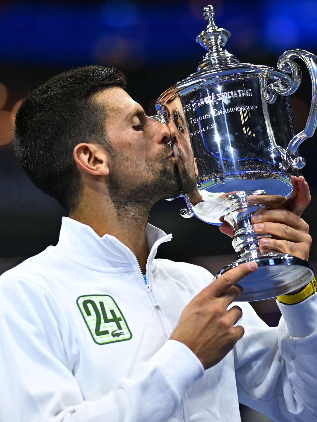 Djokovic domina Medvedev e vence Australian Open pela 9ª vez
