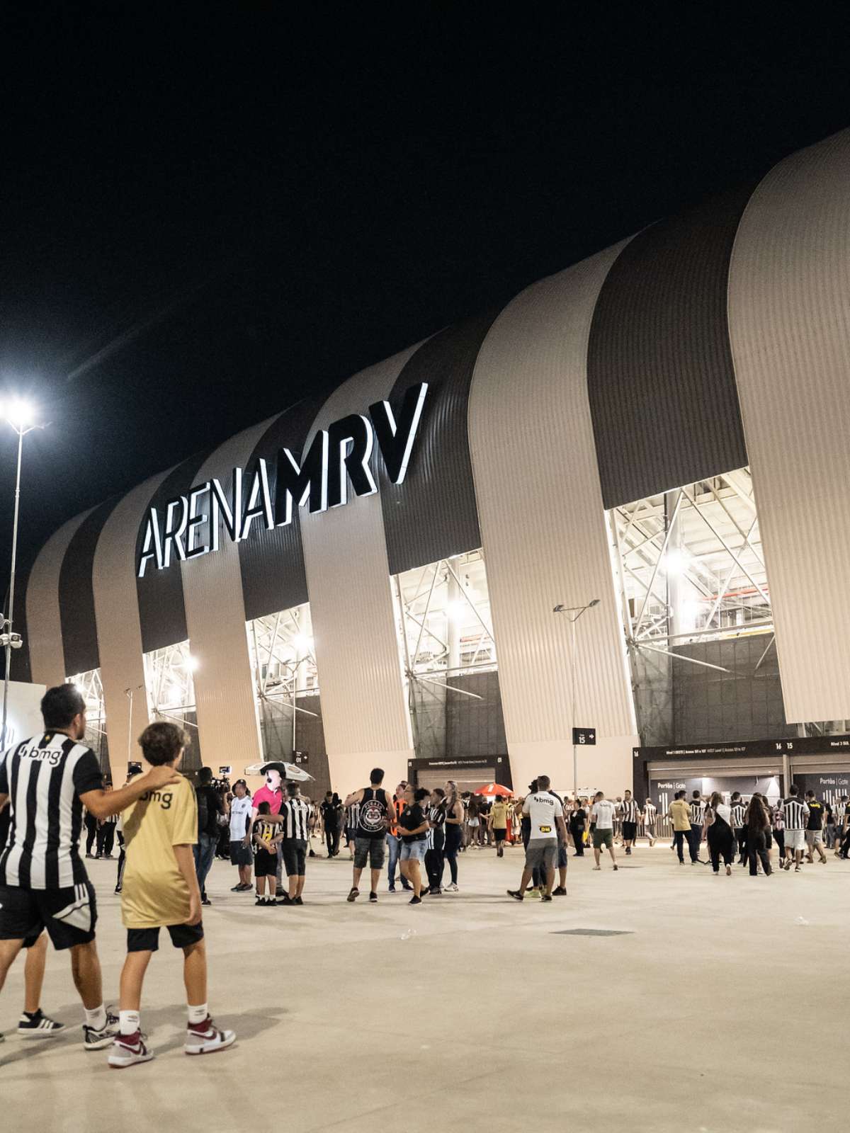 Atlético on X: Se liga, Massa! ⚠️ Hoje tem resgate de ingresso no app do  #Galo para o jogo da Libertadores desta quarta-feira. 📲 Baixe o aplicativo  Atlético Oficial ( complete o