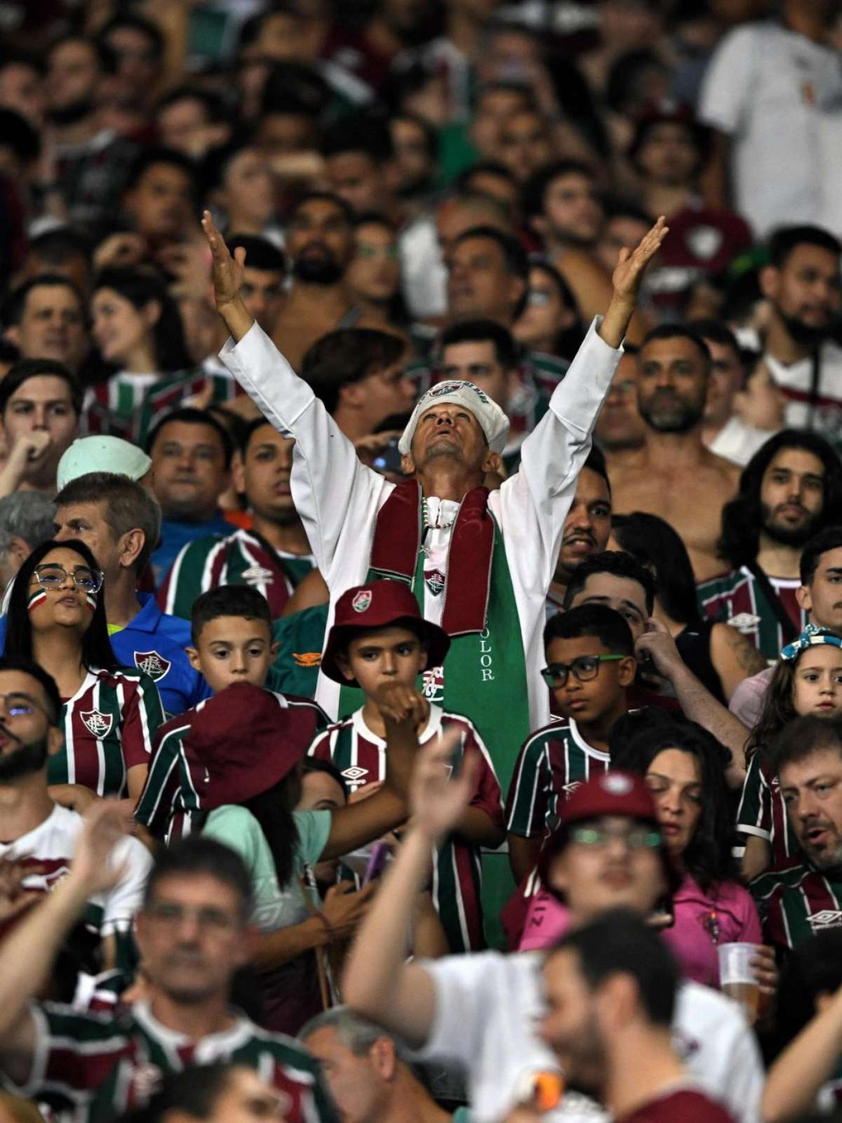 Flu abre venda de ingressos simbólicos para jogo de estreia na Libertadores  — Fluminense Football Club