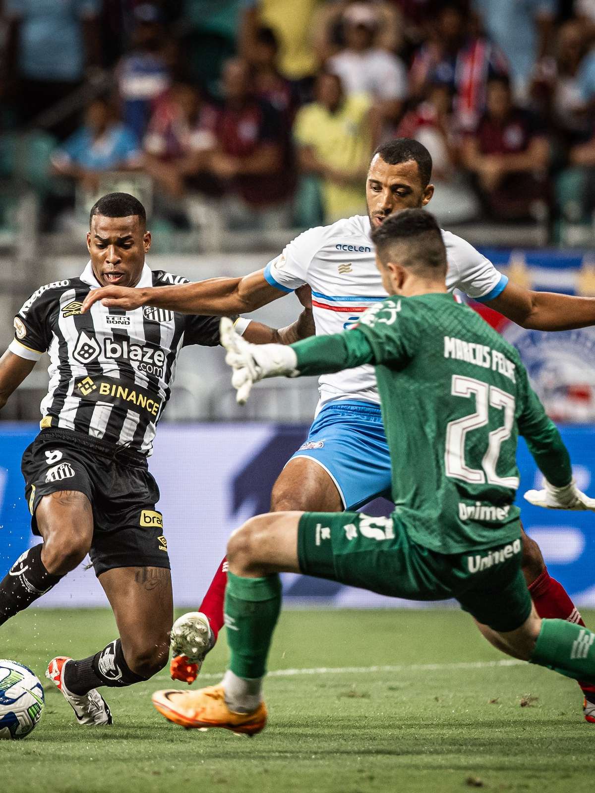 Novo atacante do Santos, Angulo vem de temporada com números 'tímidos