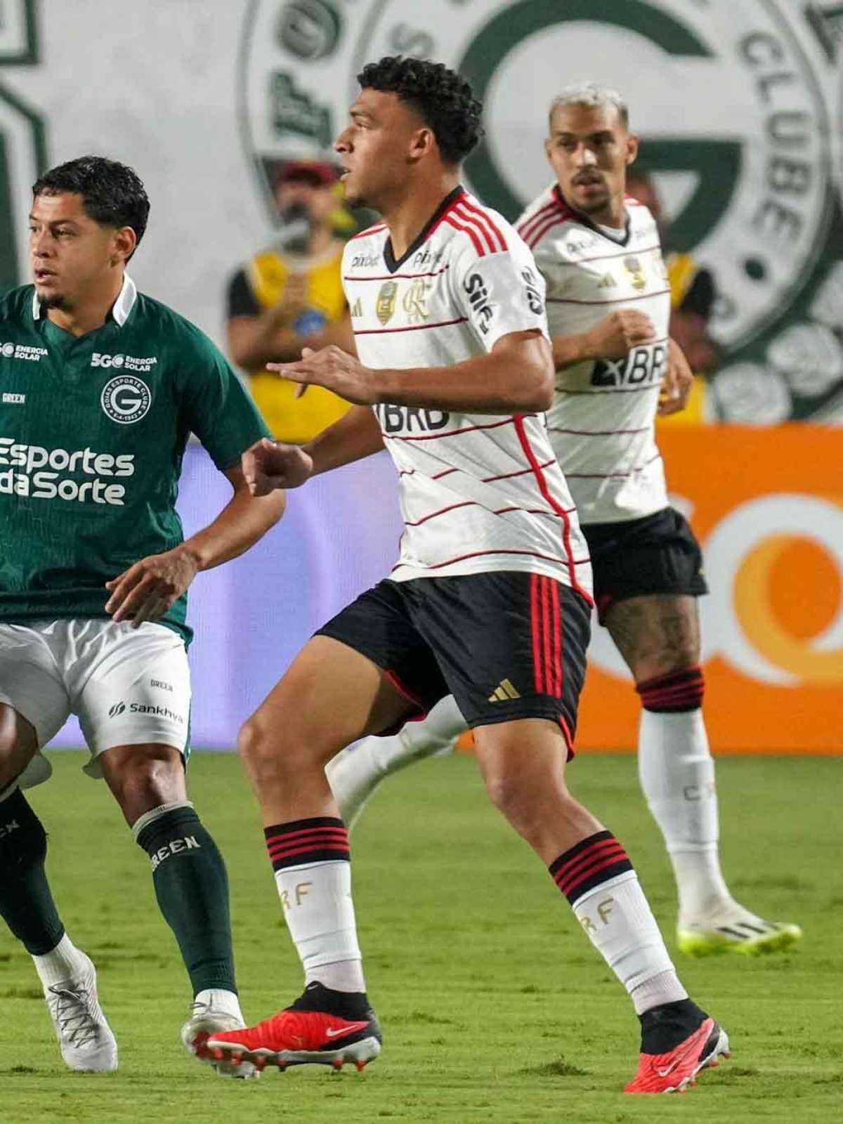 Flamengo consegue vitória no jogo com o Goiás - Fim de Jogo