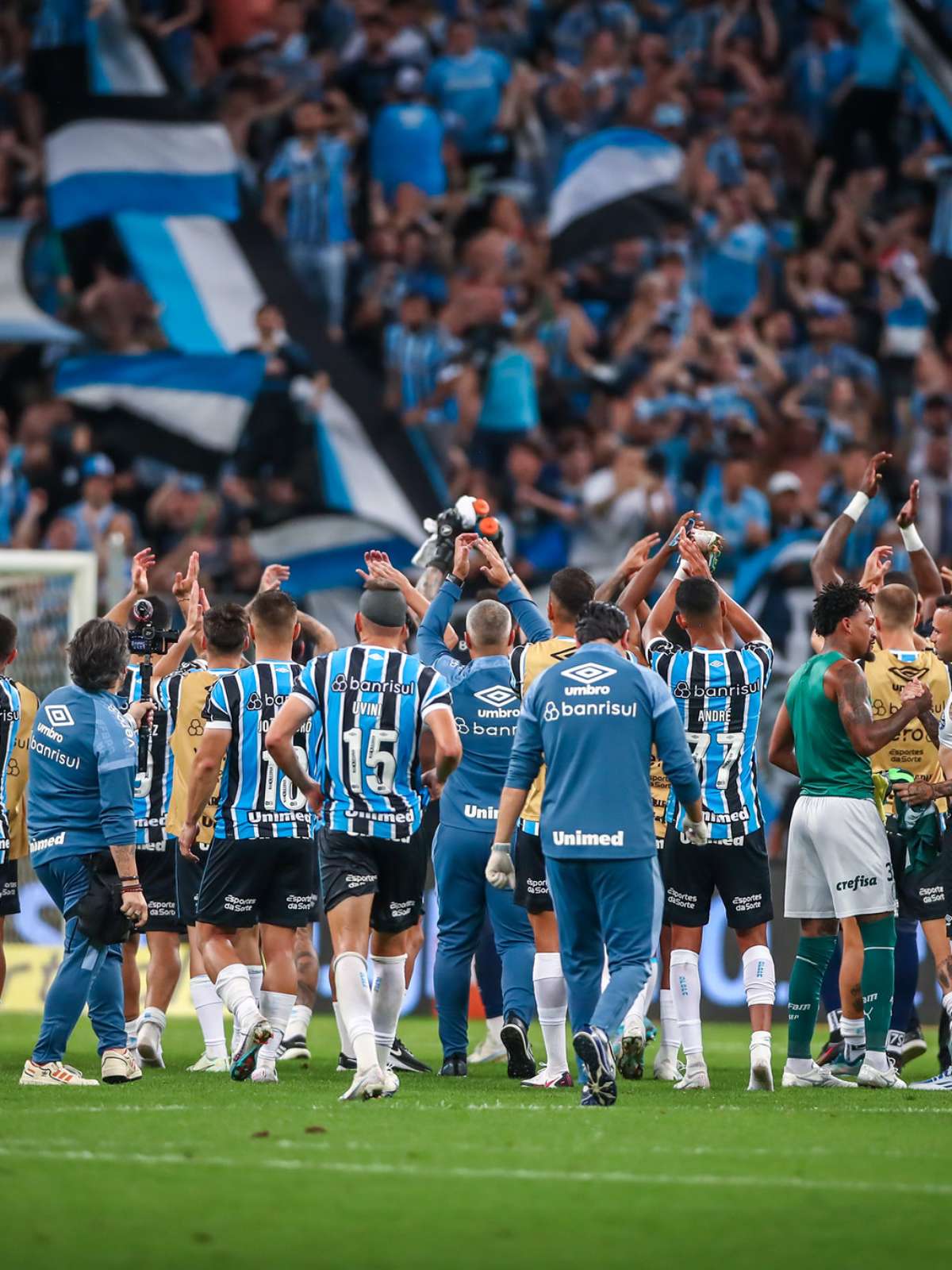 Grêmio fica de olho em jogos de adversários diretos na briga pelo