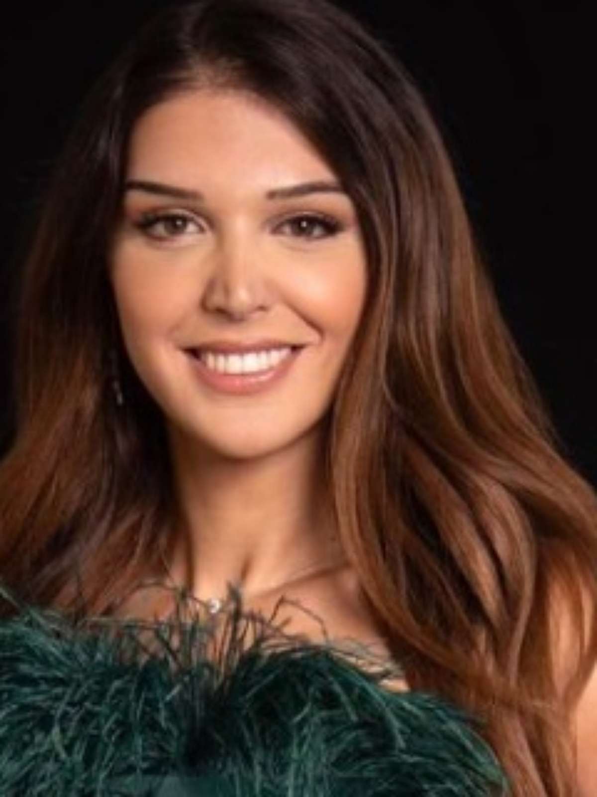 Trans de 28 anos vence Miss Portugal e vai competir no Miss Universo