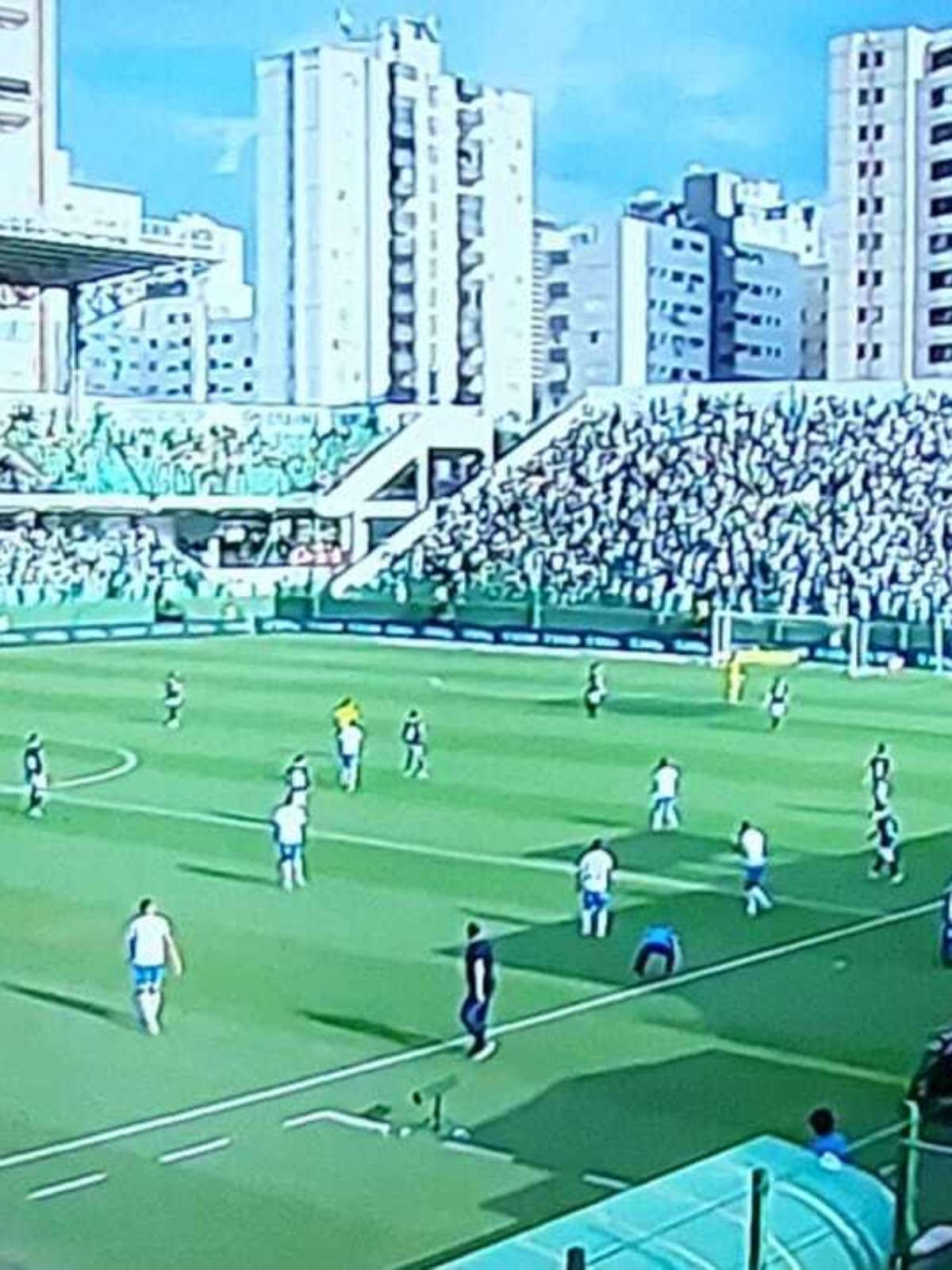 Em jogo maluco de duas viradas e dez gols, Bahia derrota o Goiás pelo  Brasileirão