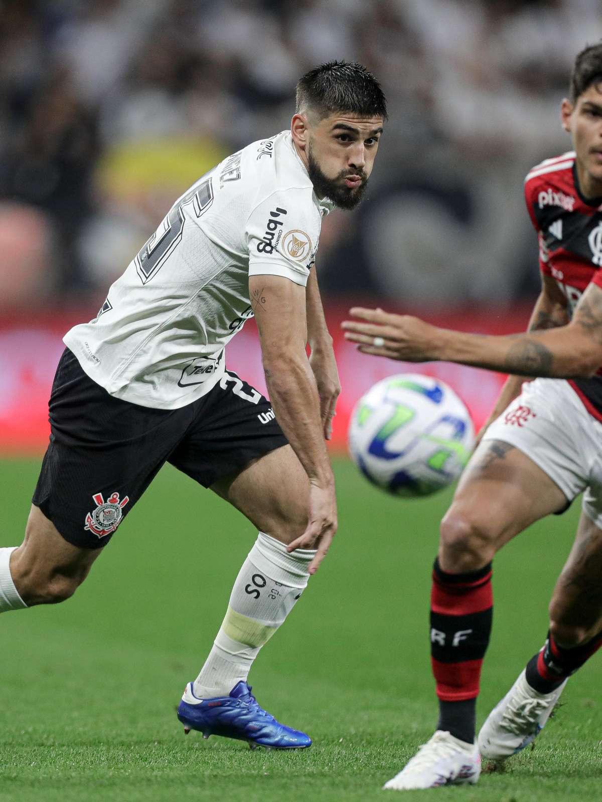 Corinthians fica mais próximo da zona de rebaixamento após empate