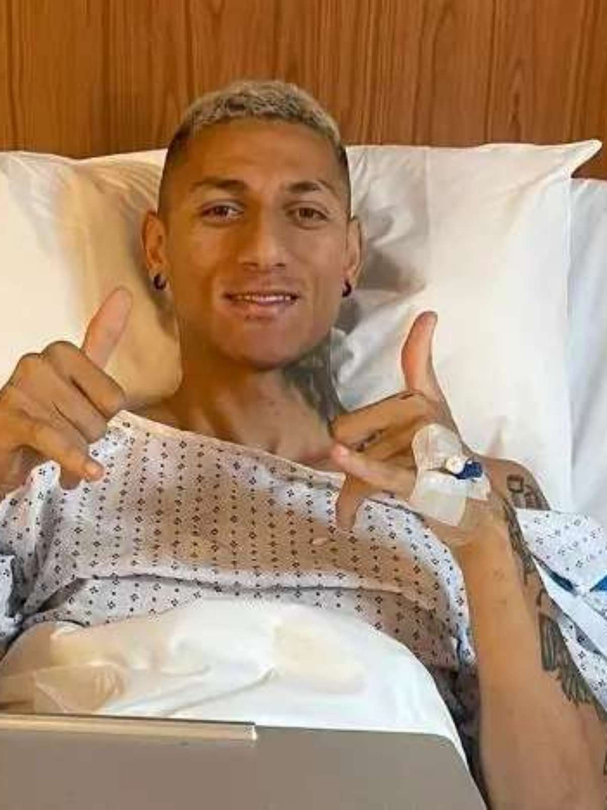 Richarlison desabafa após passar por cirurgia no púbis: 'Dores minaram  minha alegria de jogar' - Esportes - R7 Futebol