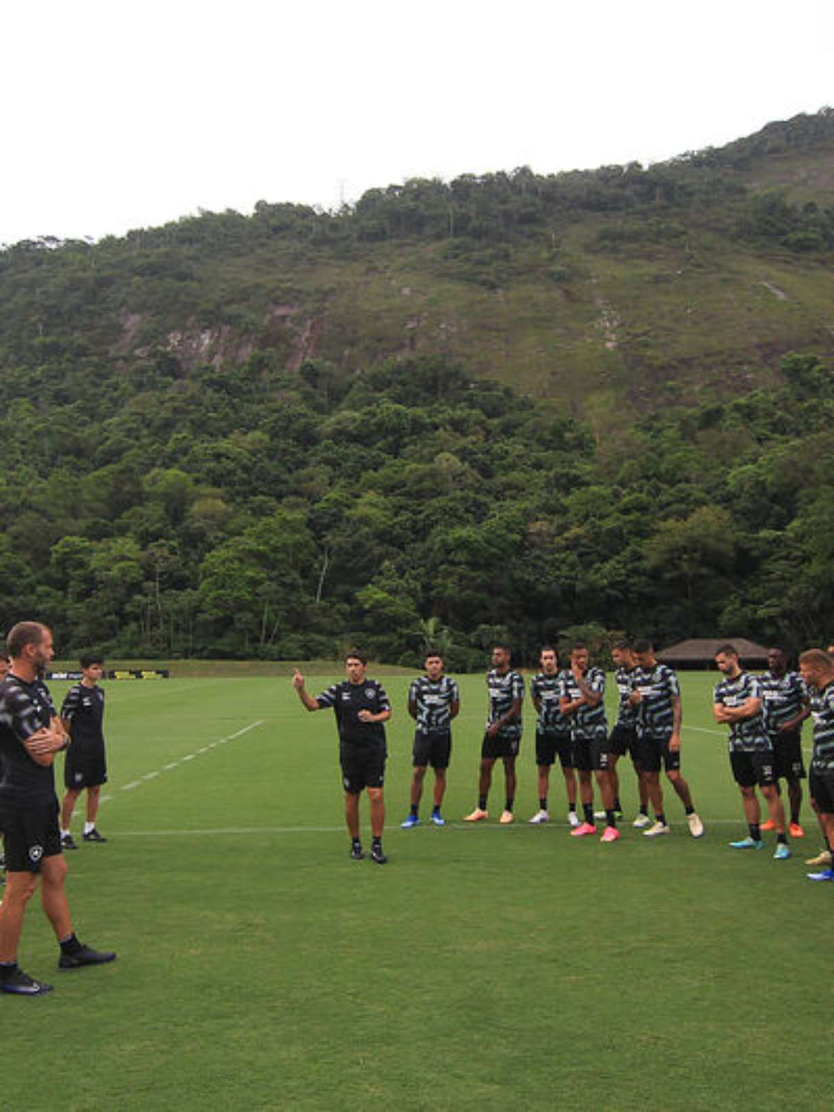 A CRISE, DEMISSÃO E BRONCA NO ELENCO DO BOTAFOGO, Acesso Total 2021