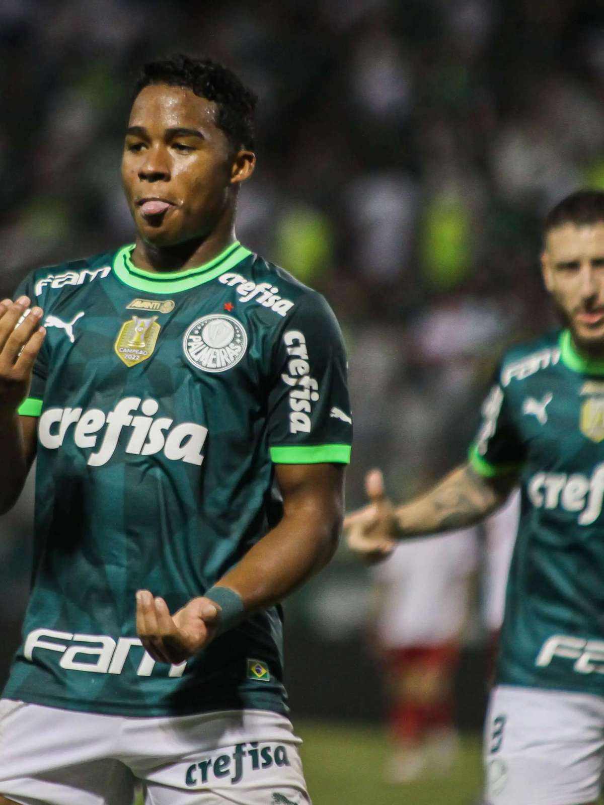 Palmeiras e Internacional vencem clássicos e se mantêm no topo da tabela do Brasileiro  Feminino