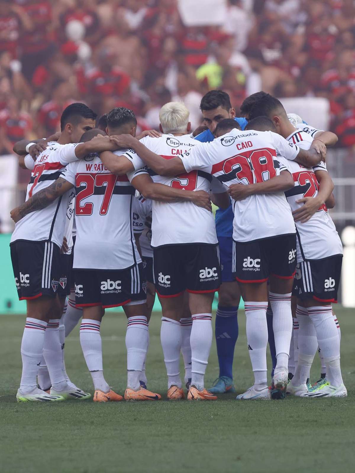 São Paulo: Veja qual estrangeiro mais jogou pelo clube neste ano