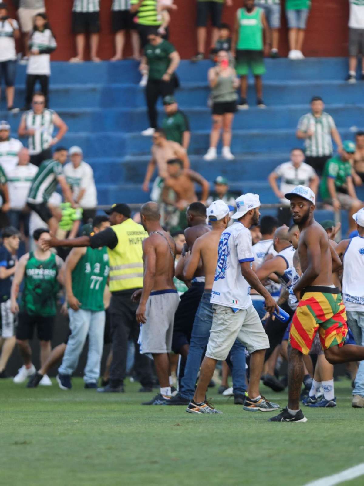 DOIS JOGOS A MENOS: Cruzeiro já tem problemas demais e STJD pode