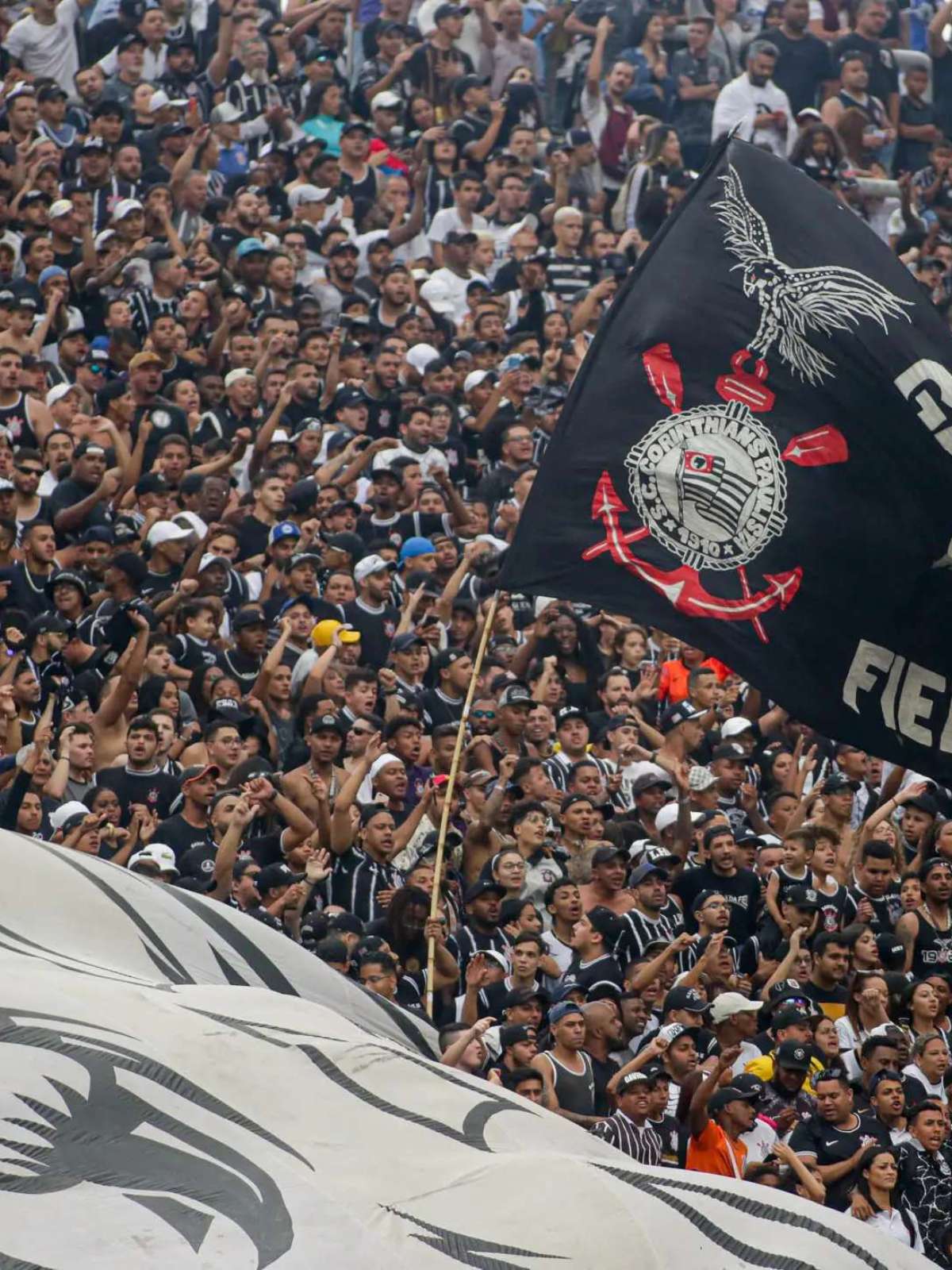 Augusto Melo fala sobre busca do Corinthians por executivo de futebol:  Anunciaremos em breve - Gazeta Esportiva