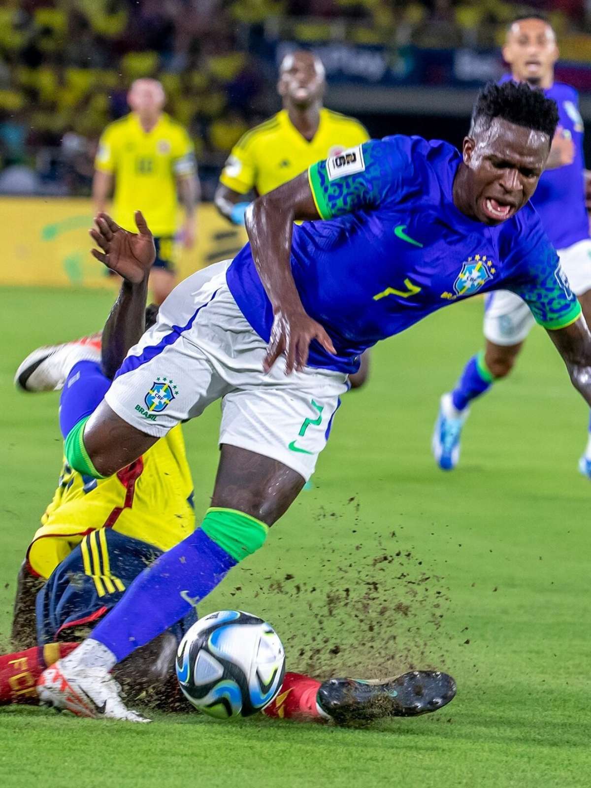 Jogadores argentinos podem não enfrentar Brasil por violar quarentena